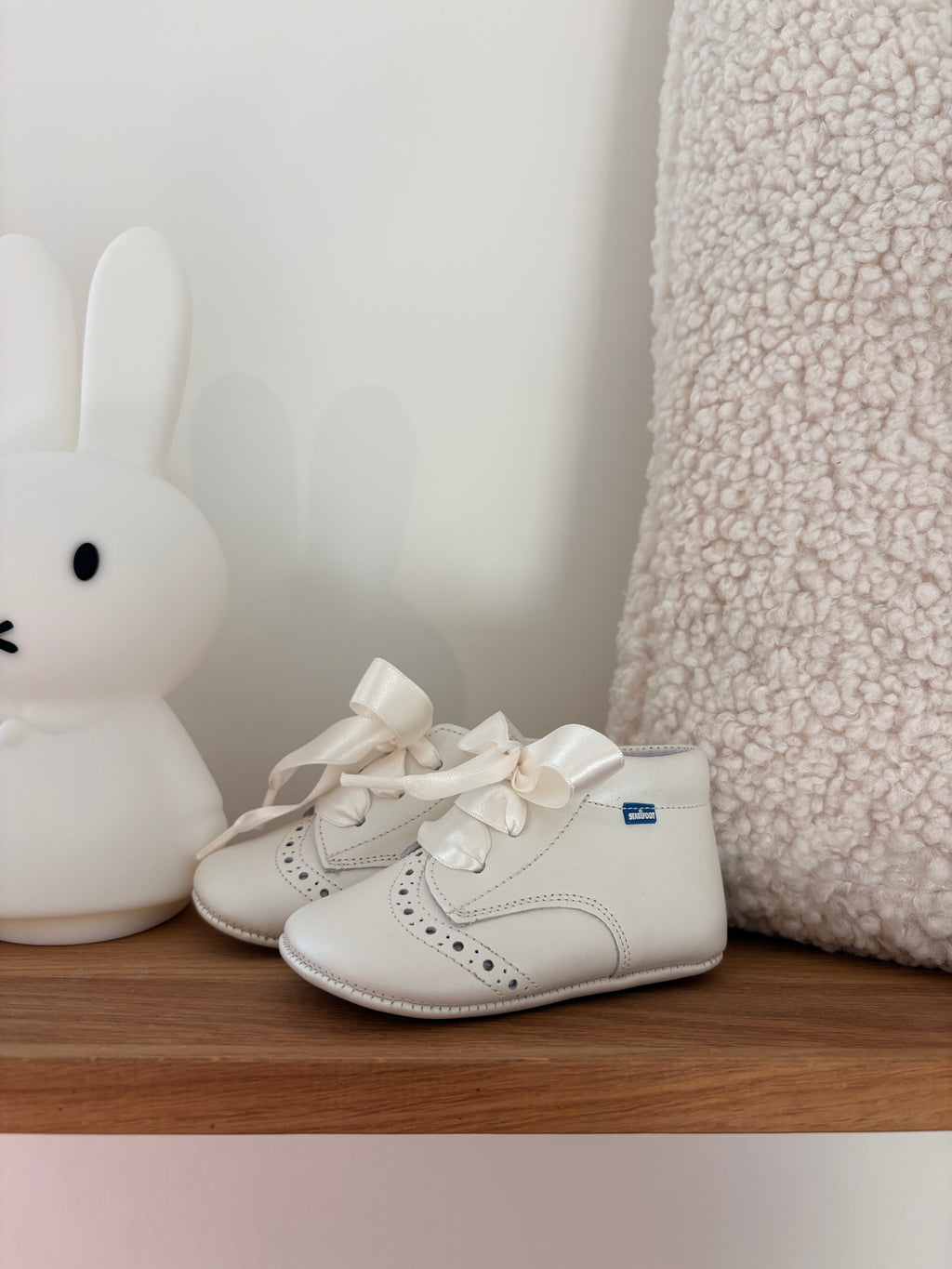 Stabifoot - witte babyschoentjes met strik - 19 (nieuw)