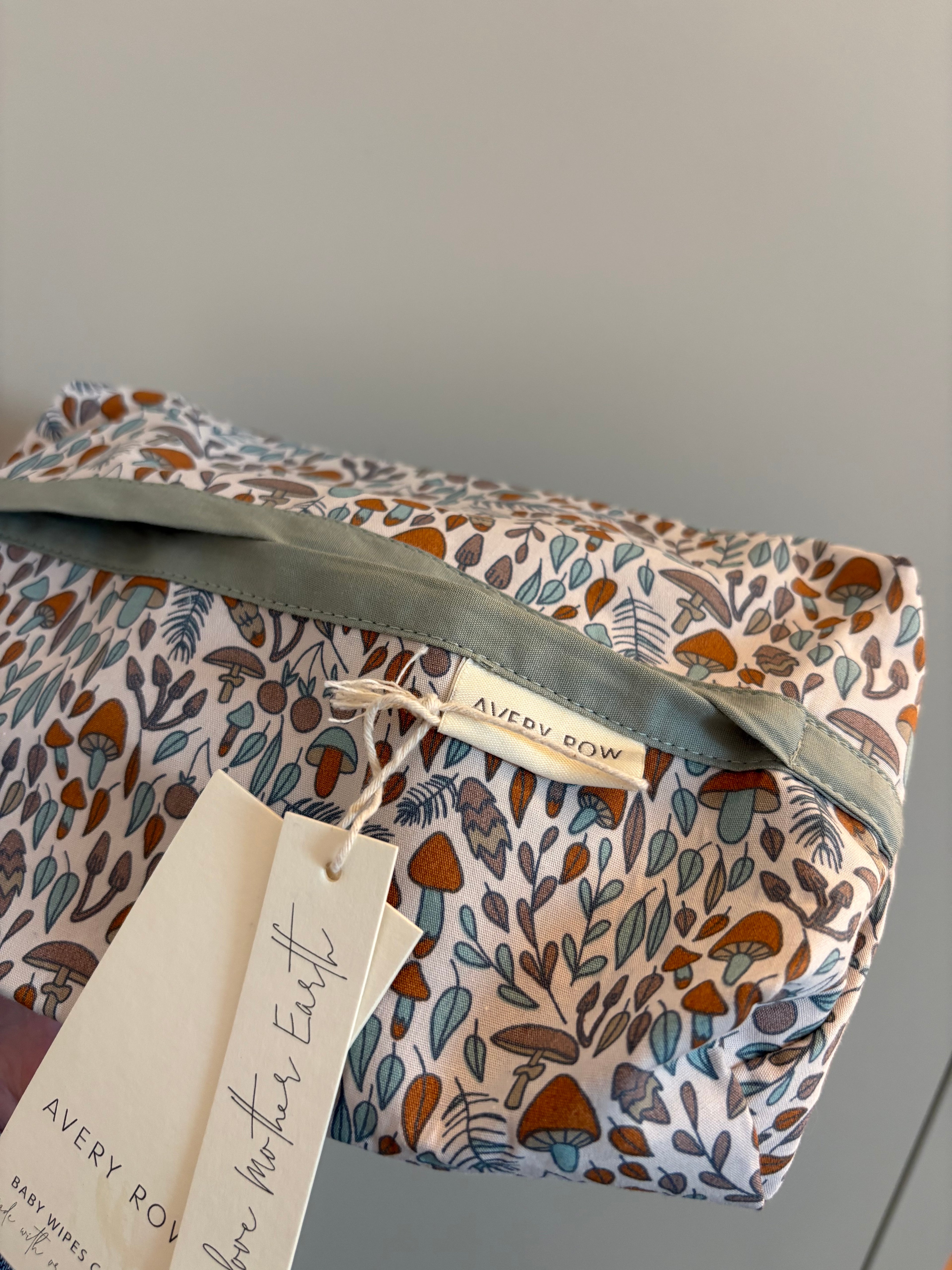 Avery Row -  baby wipes zakje