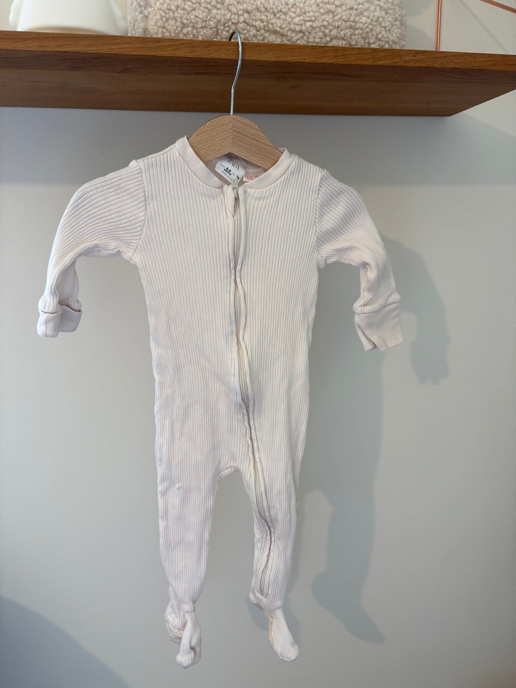 Zara - pyjama wit - 74