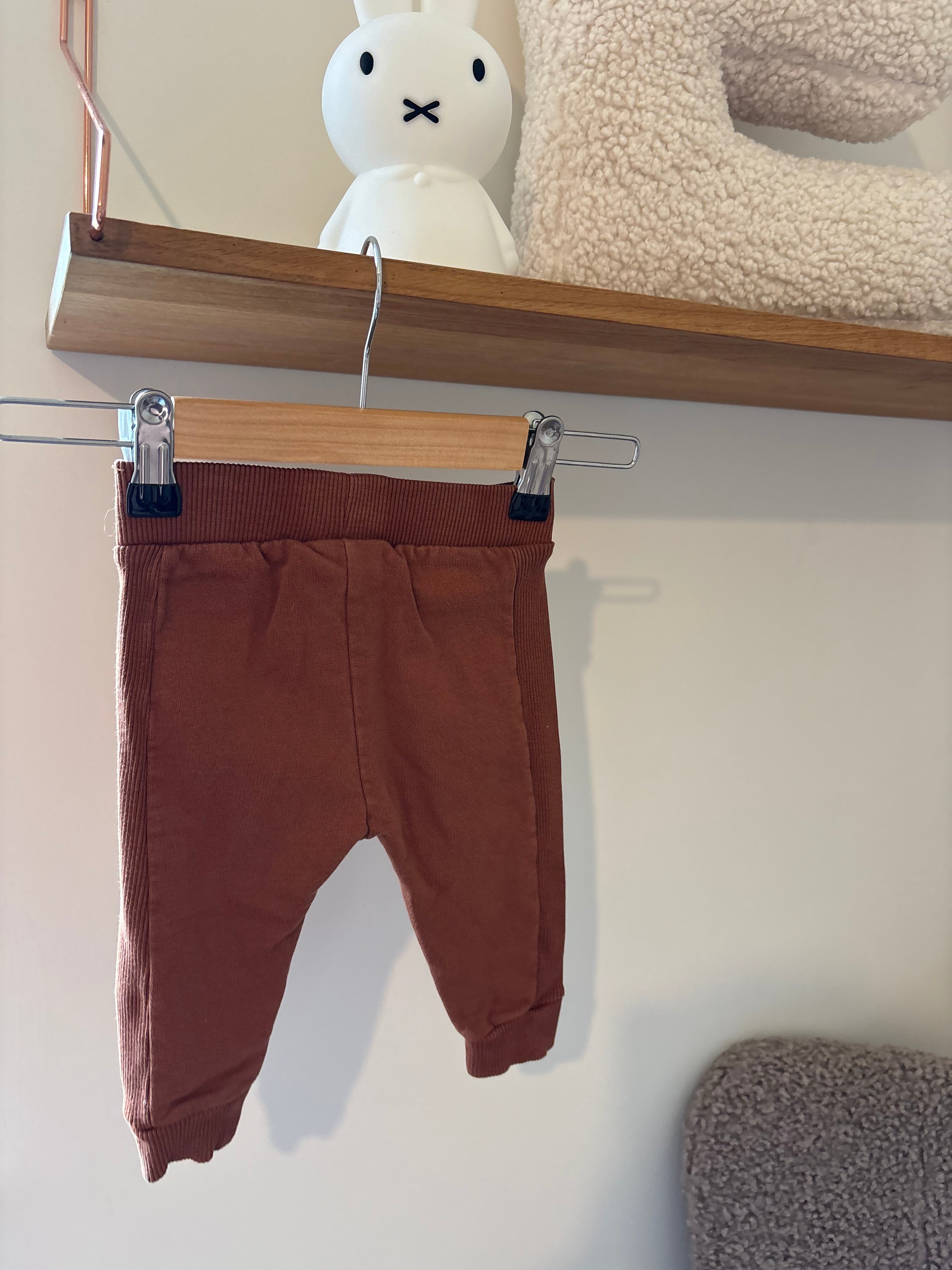 Baby club - bruin broekje - 74