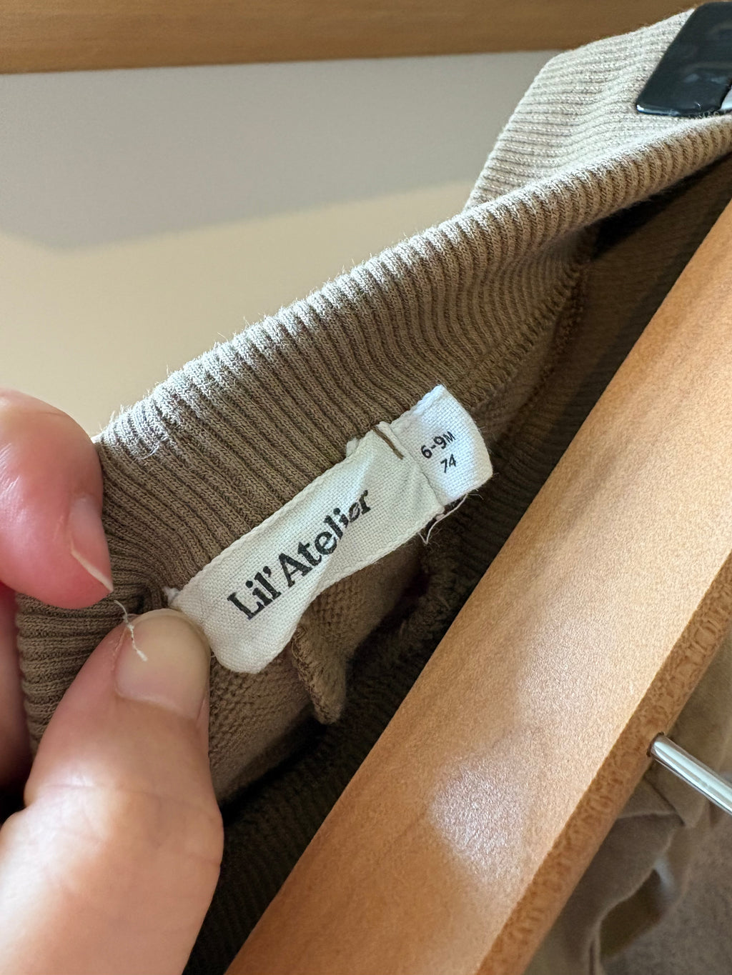 Lil Aterlier - beige broekje - 74