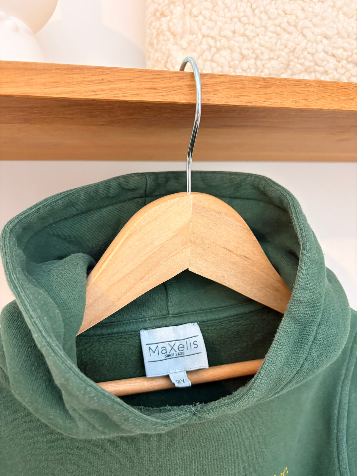 Maxelis - groene sweater met kap - 92