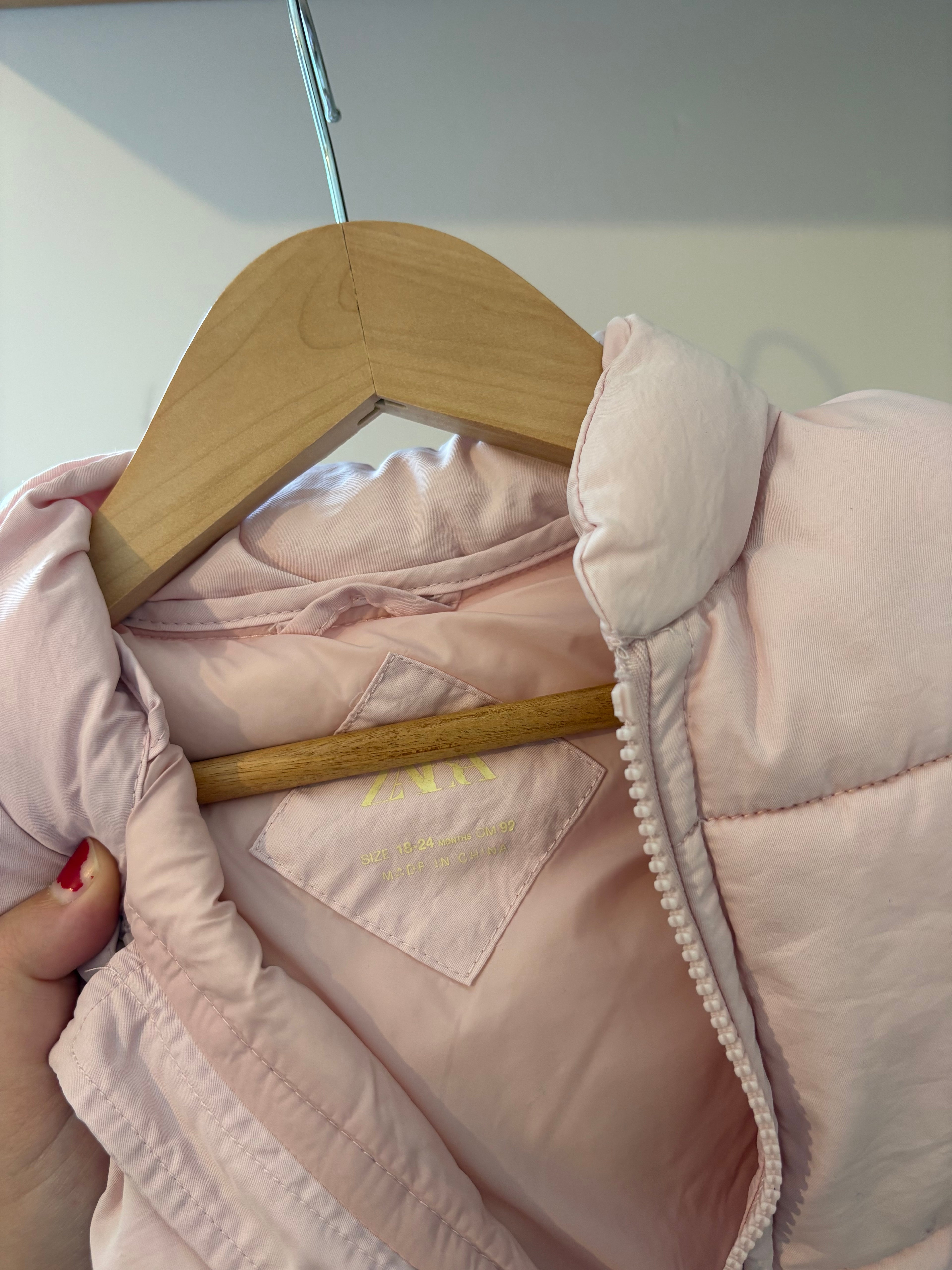 Zara - roze bodywarmer - 92