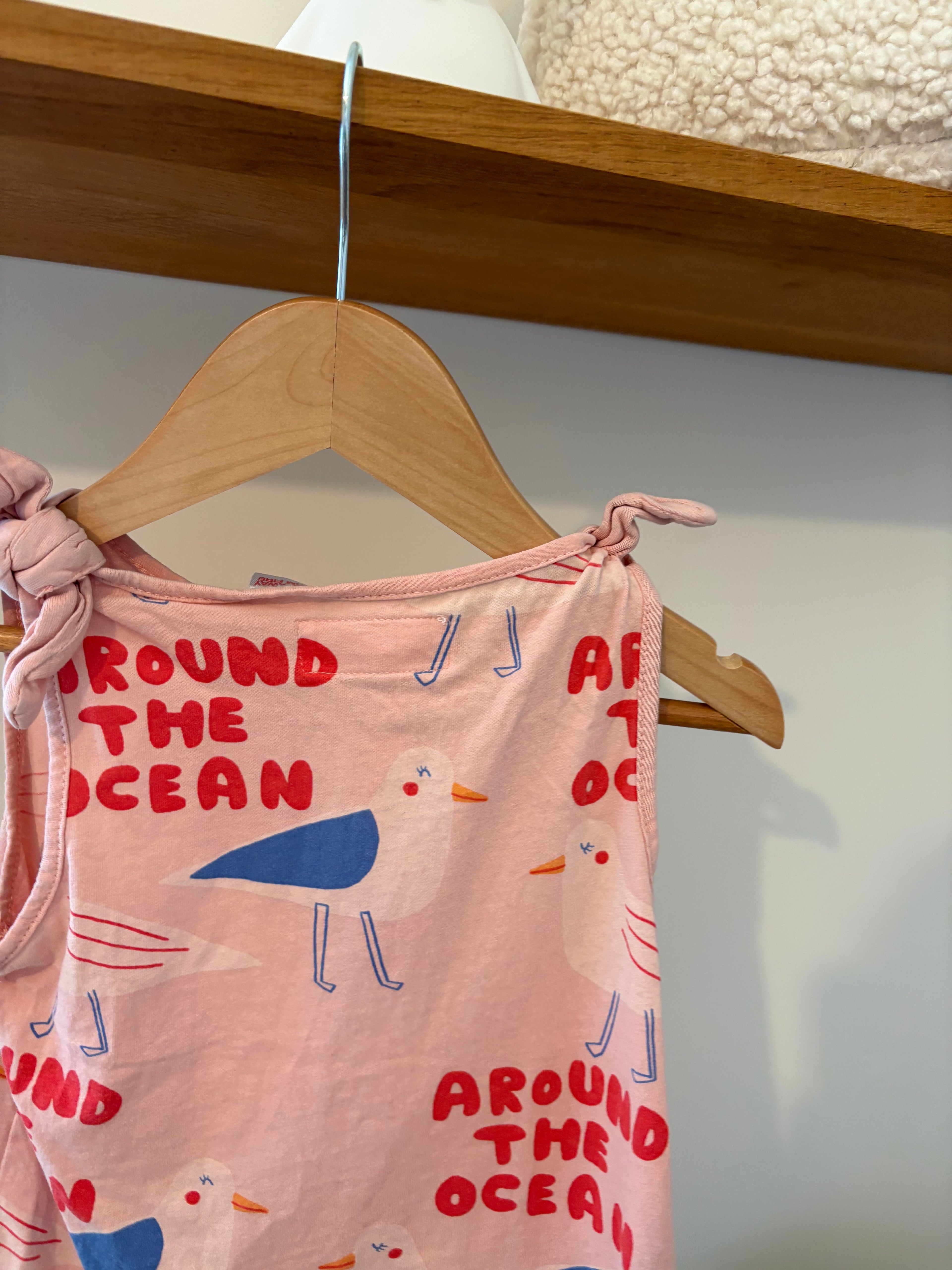 zara - leuk topje 'around the world' - 4Y