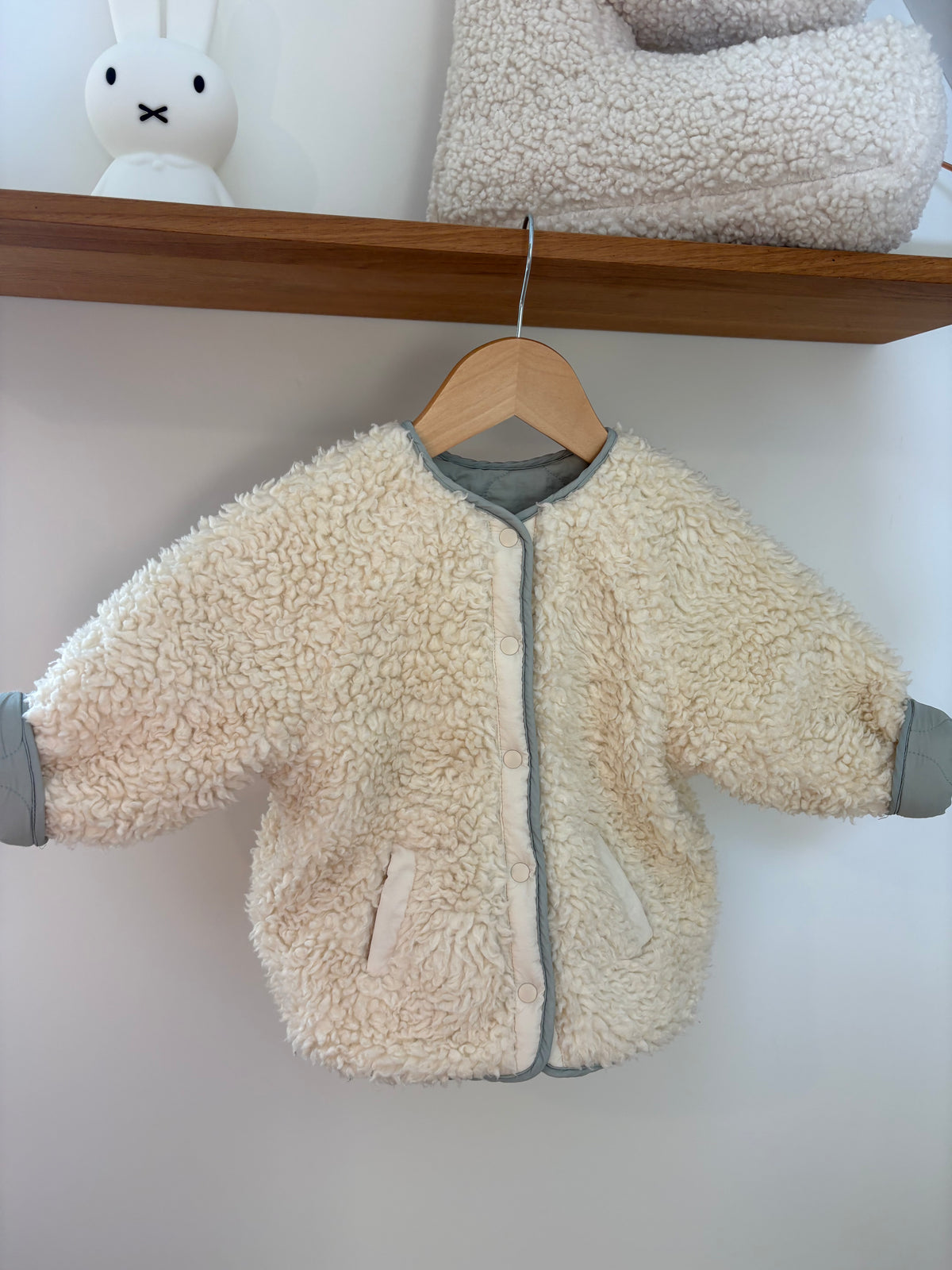 H&M - adorables reversible jasje muntgroen - 86