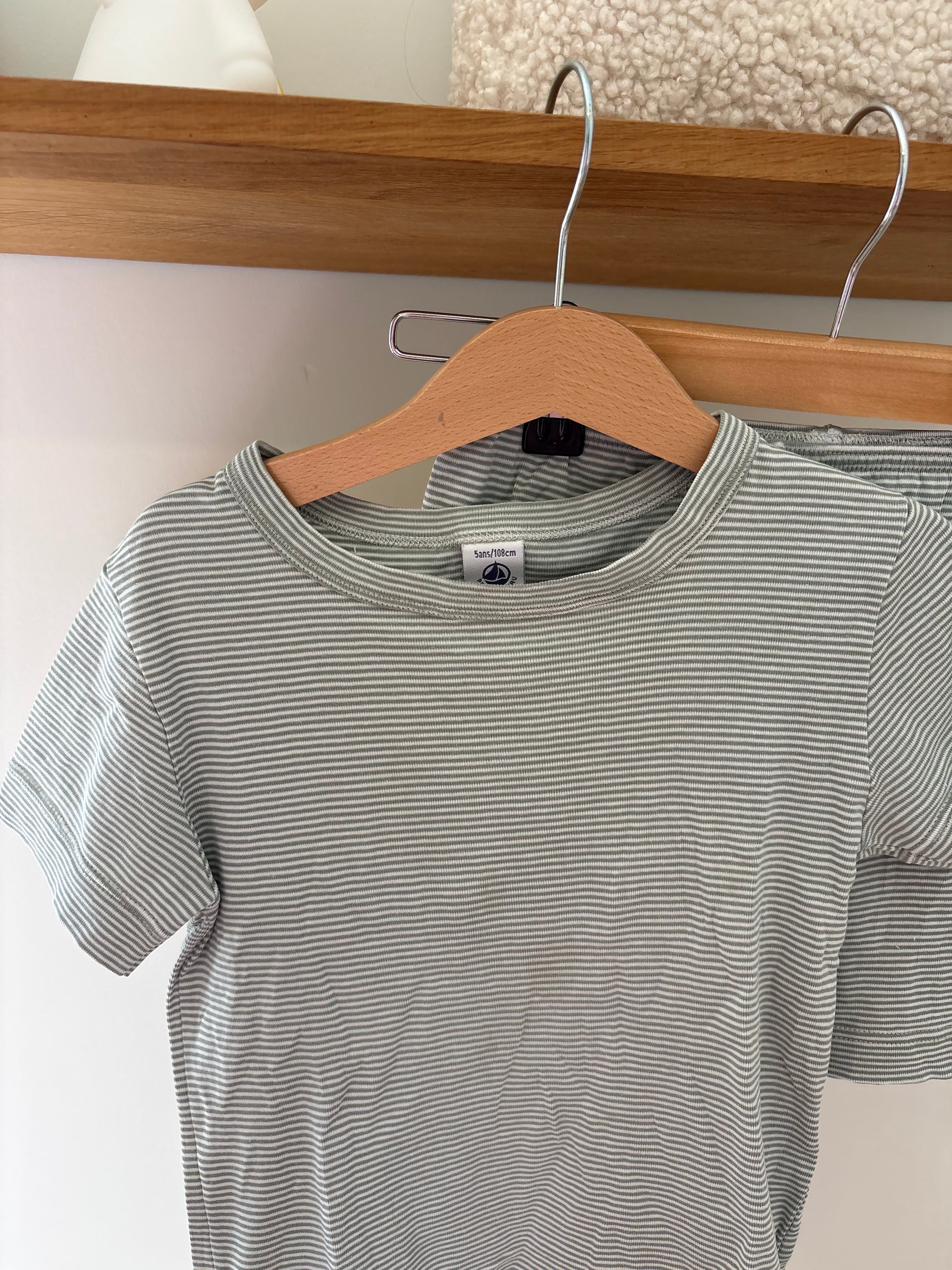 Petit Bateau -pyjama setje groene strepen - 108