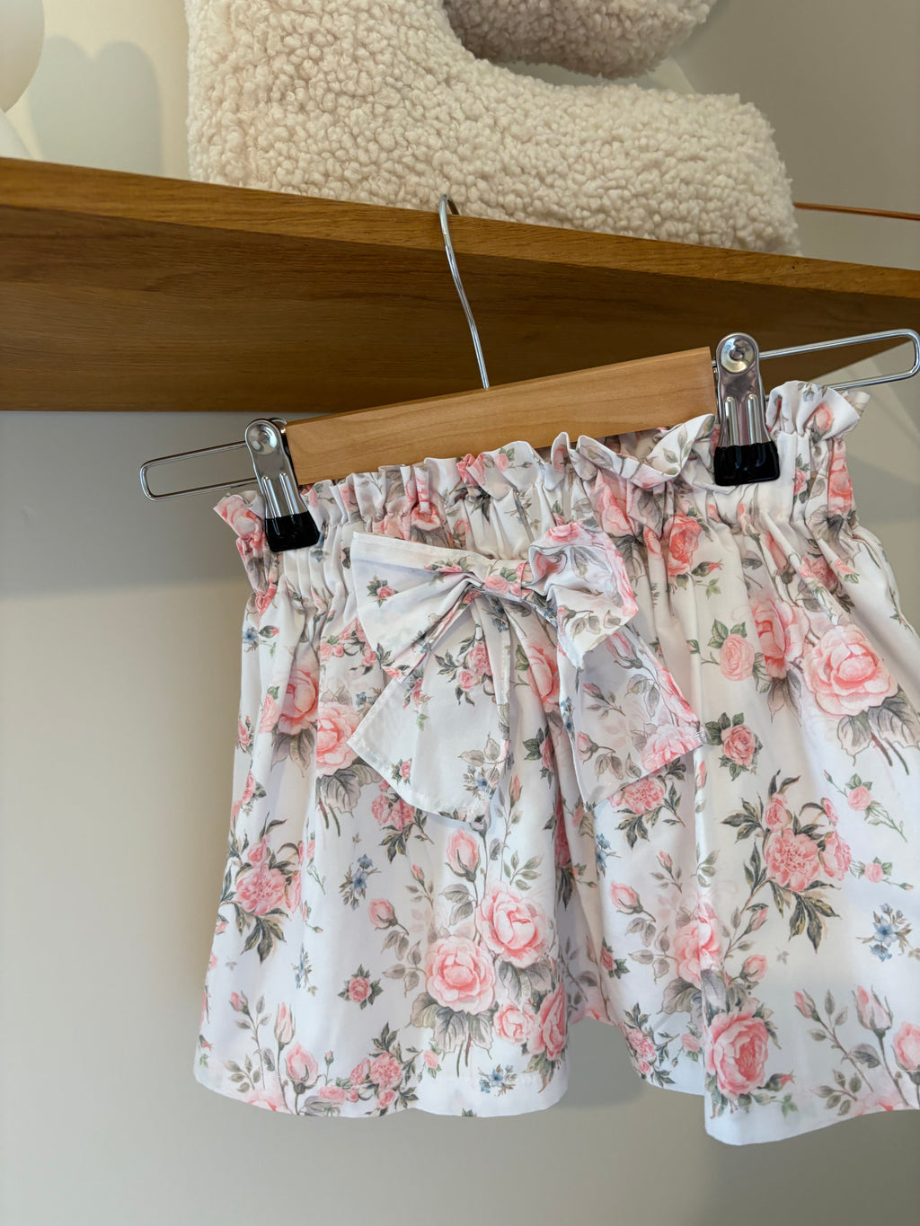 Be Chic - plooirokje met bloemen - 3Y