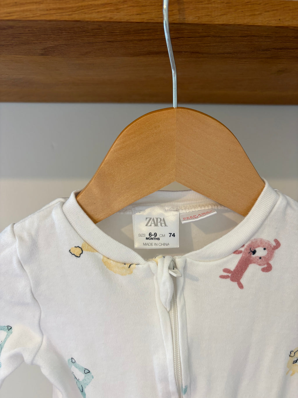 Zara - pyjama hondjes- 74