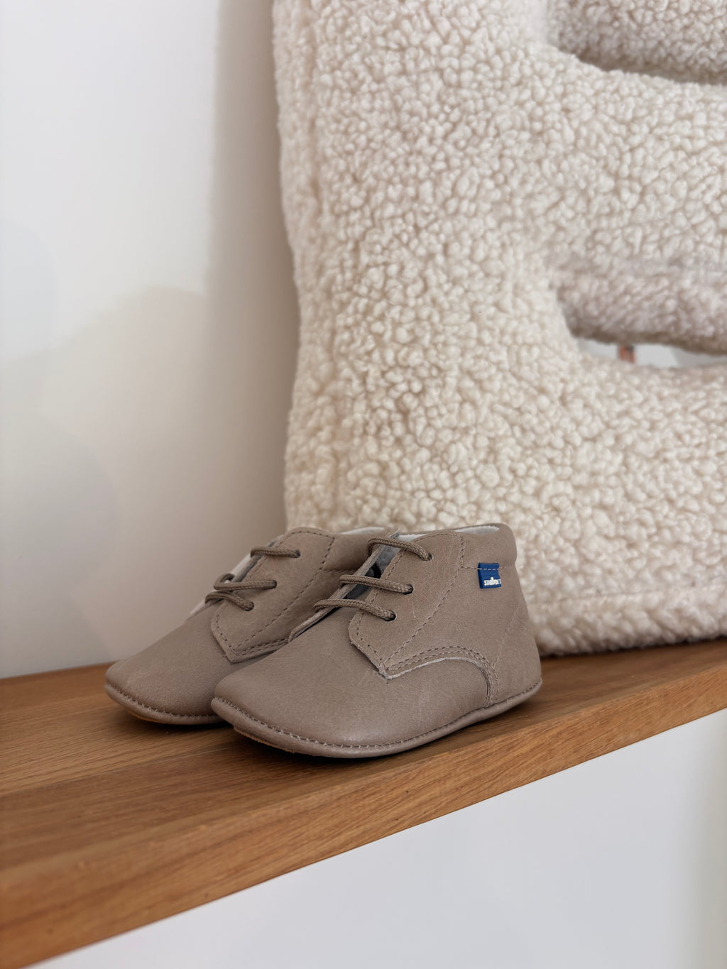 Stabifoot - mauve/ bruine babyschoentjes met veters - 17 (nieuw)