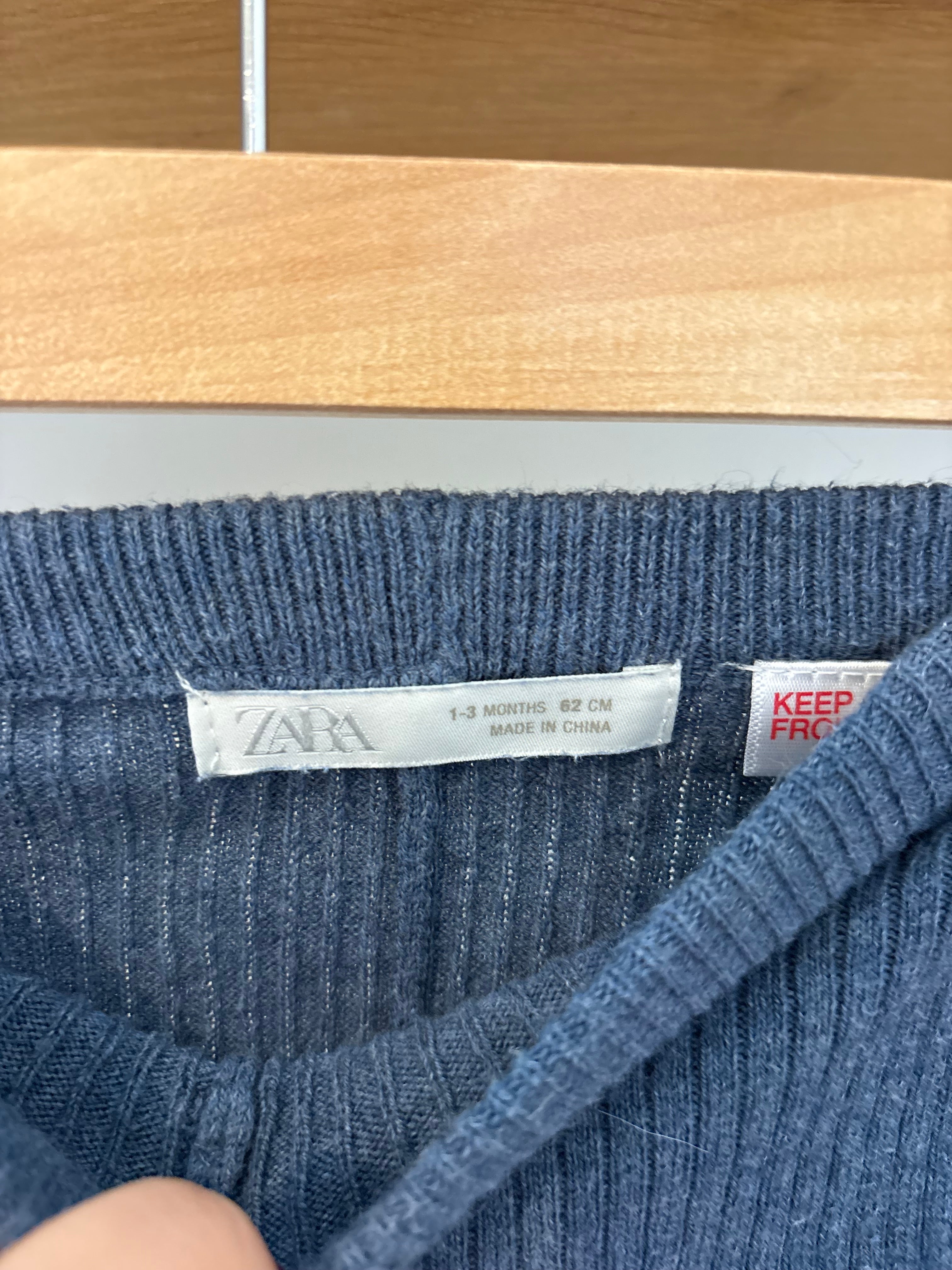 Zara - blauw broekje - 62