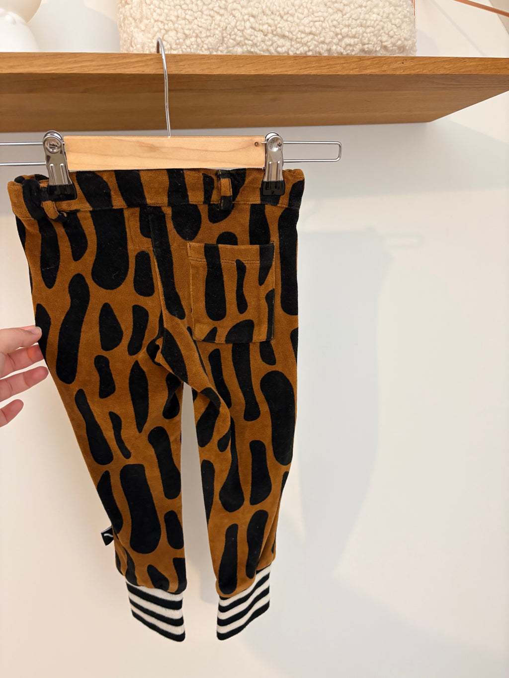 CarlijnQ - zachte broek girafprint - 86/92