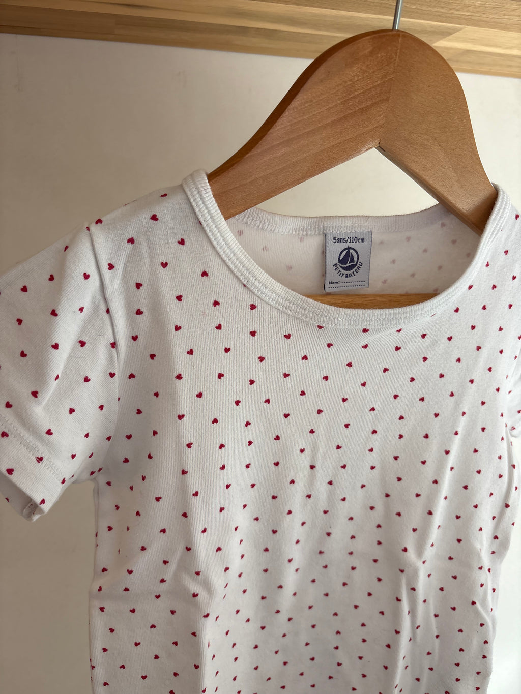 Petit Bateau - t-shirt hartjes - 110