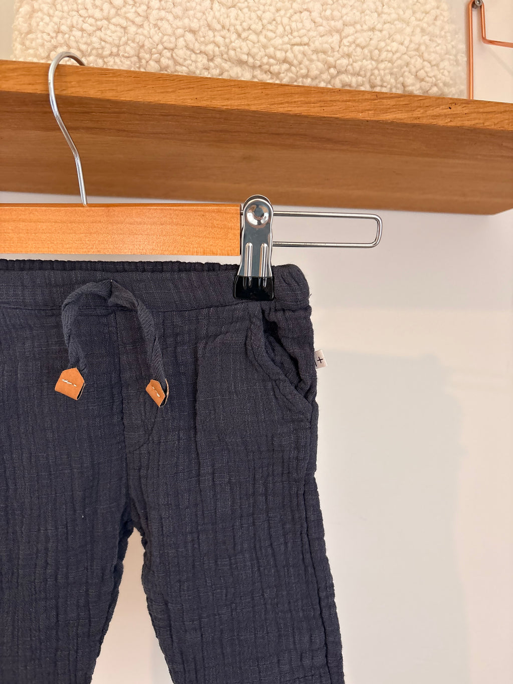 Play Up - blauw los broekje - 6M