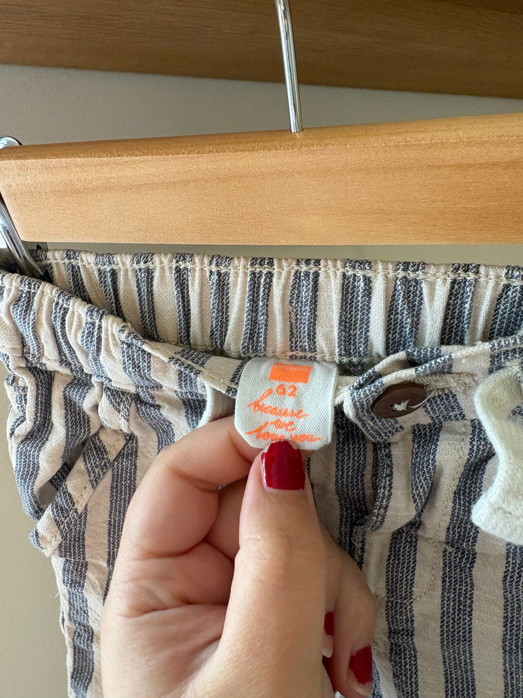 Hema - gestreept broekje - 62