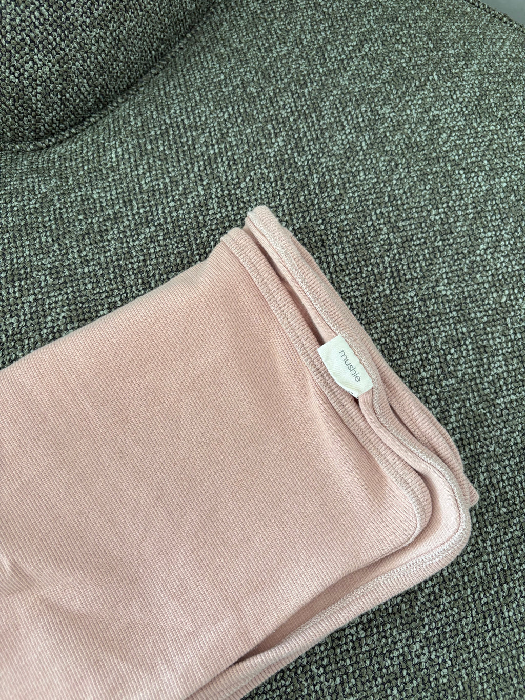 Mushie - roze deken