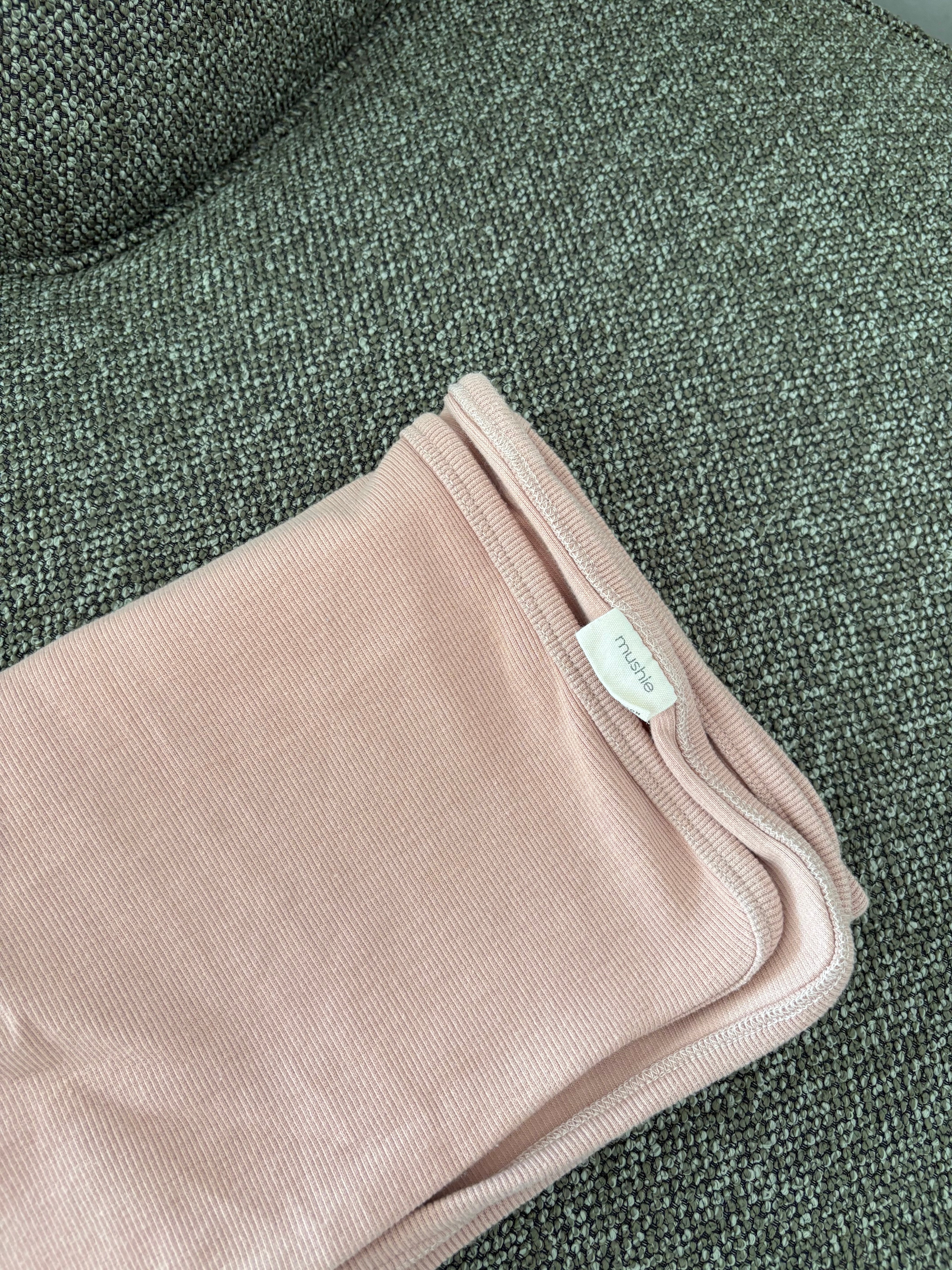 Mushie - roze deken