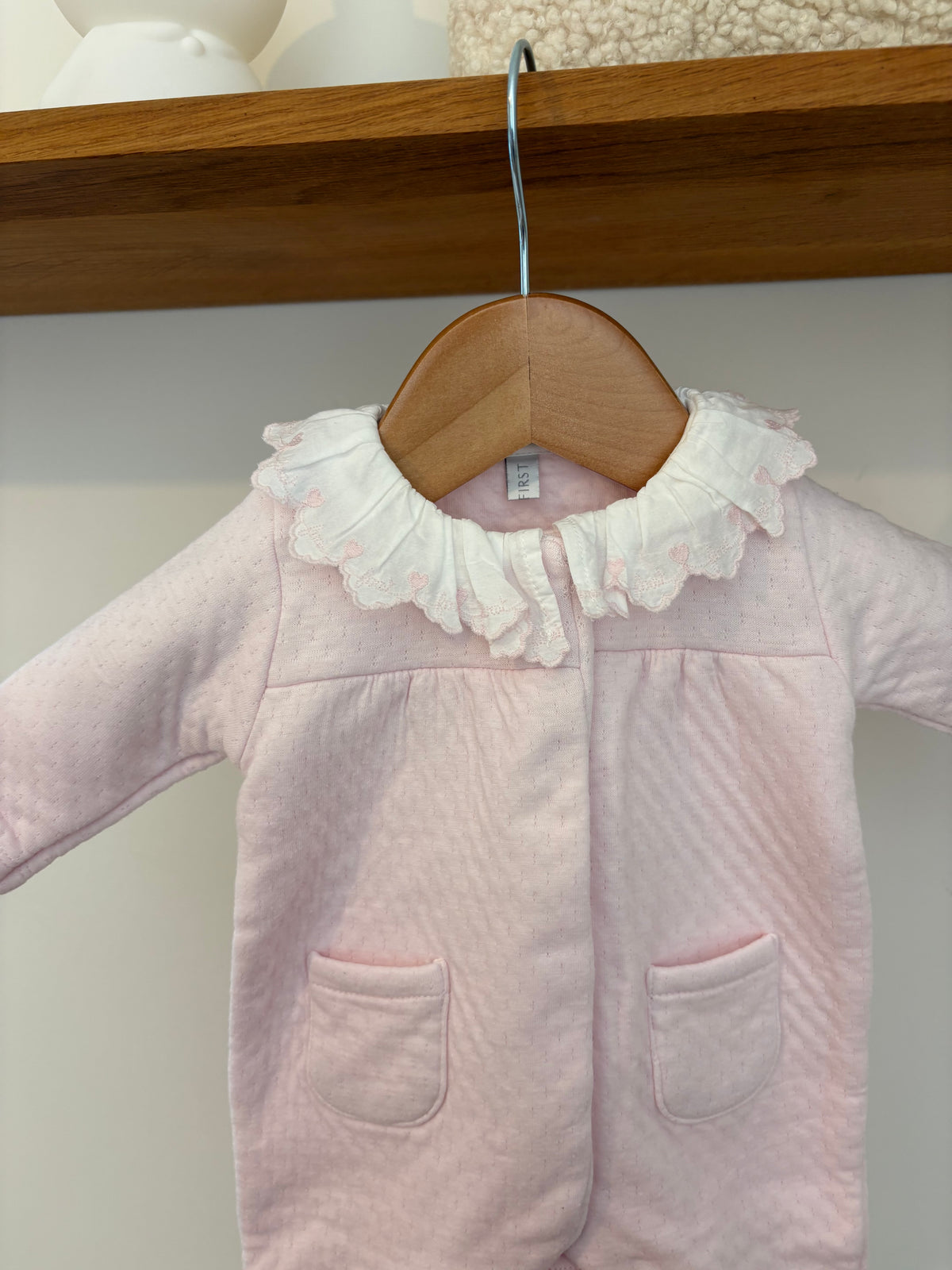 First - roze boxpakje - 56
