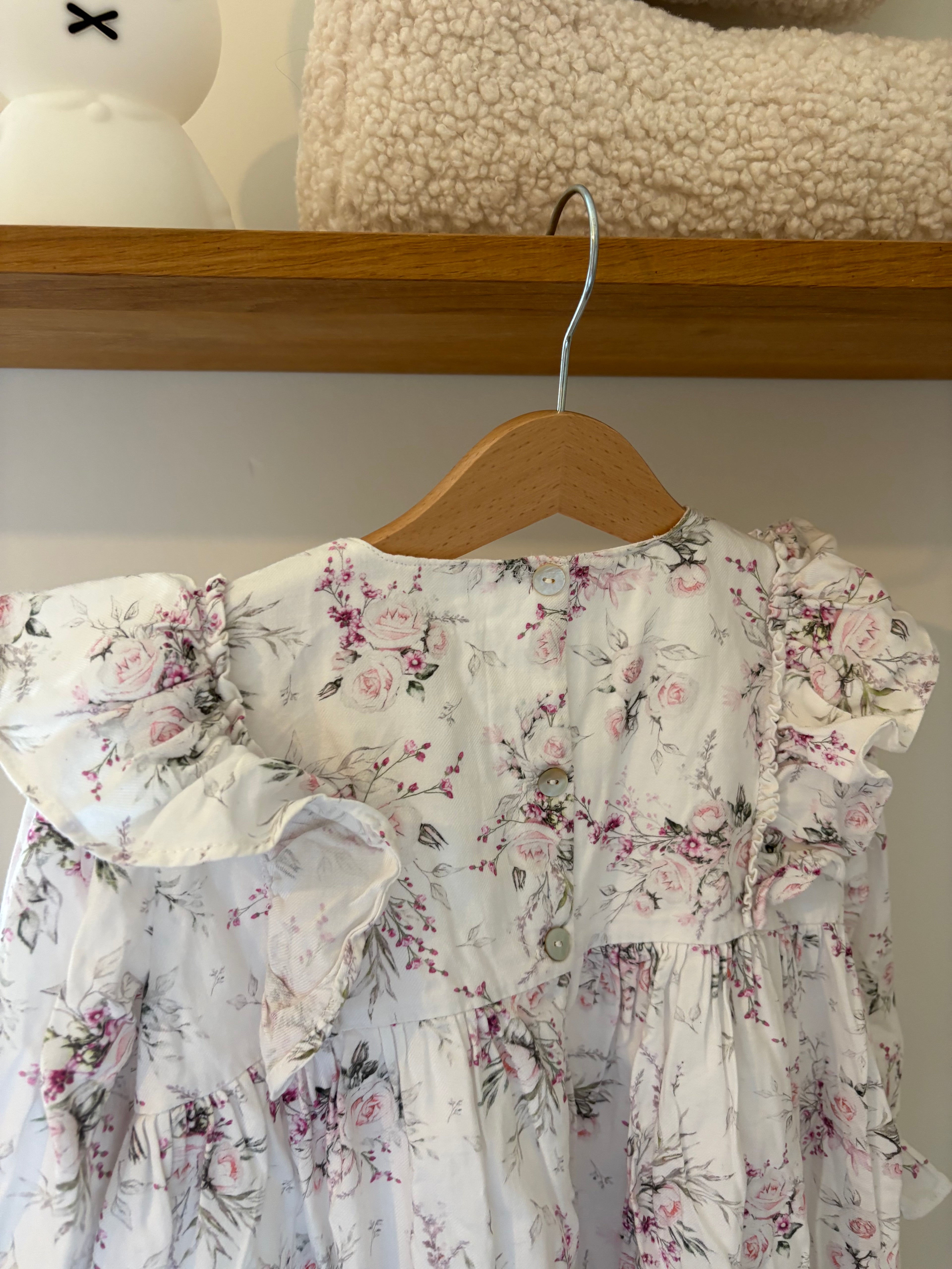 Cordel - wit jurkje met bloemen - 4Y