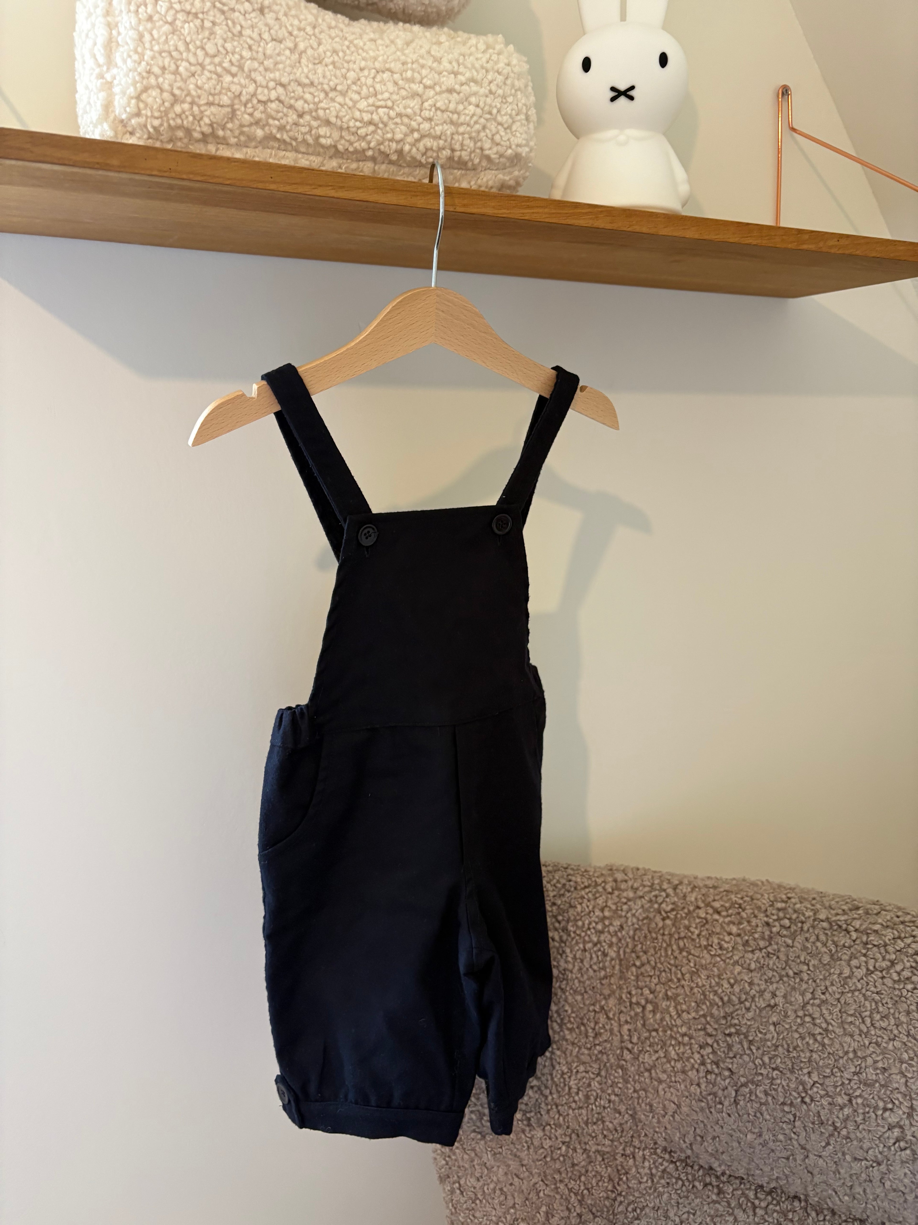 Aletta - donkerblauwe salopette - 98