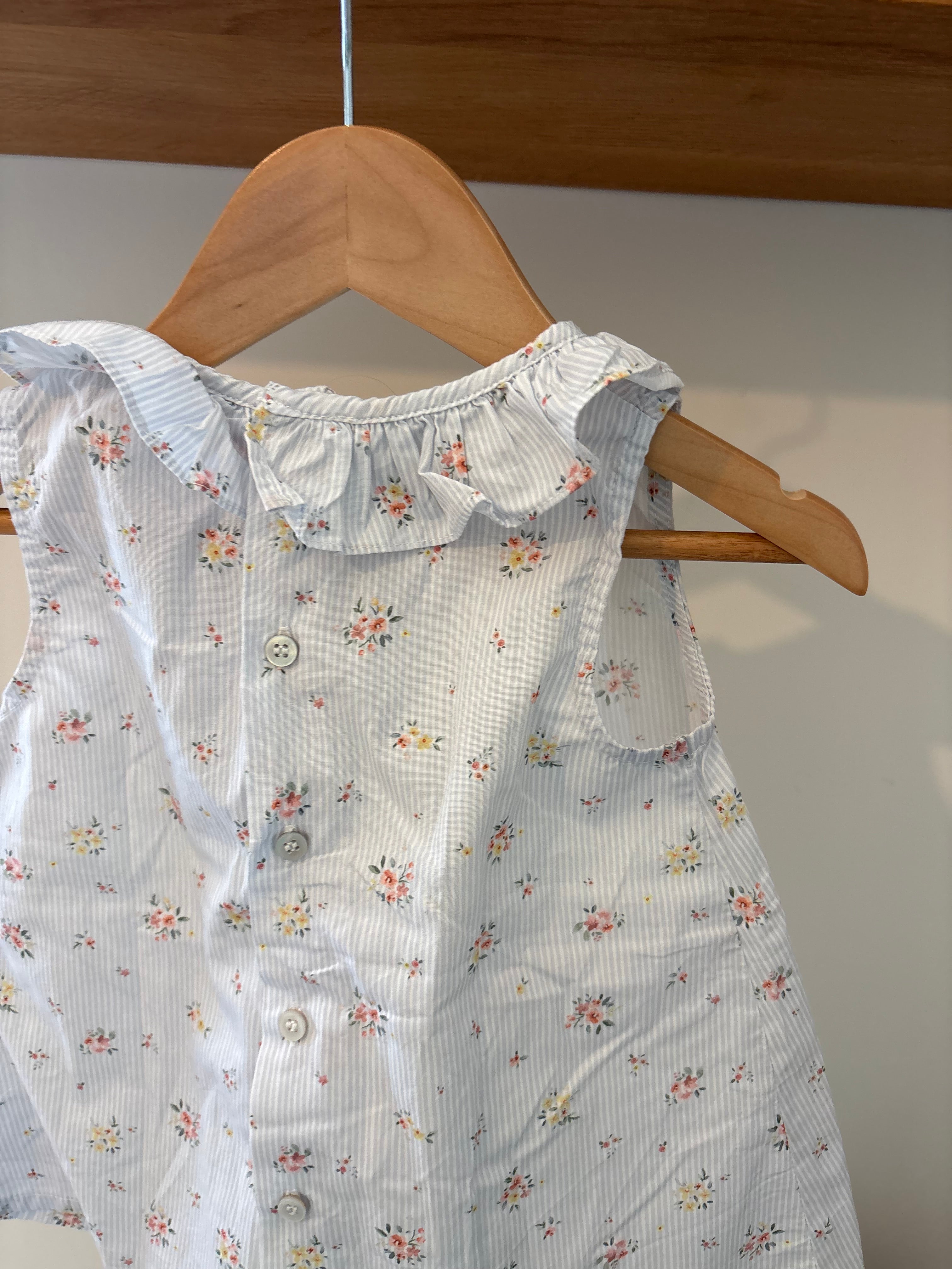 Lola Palacios - blauw blouseje met bloemen - 4Y