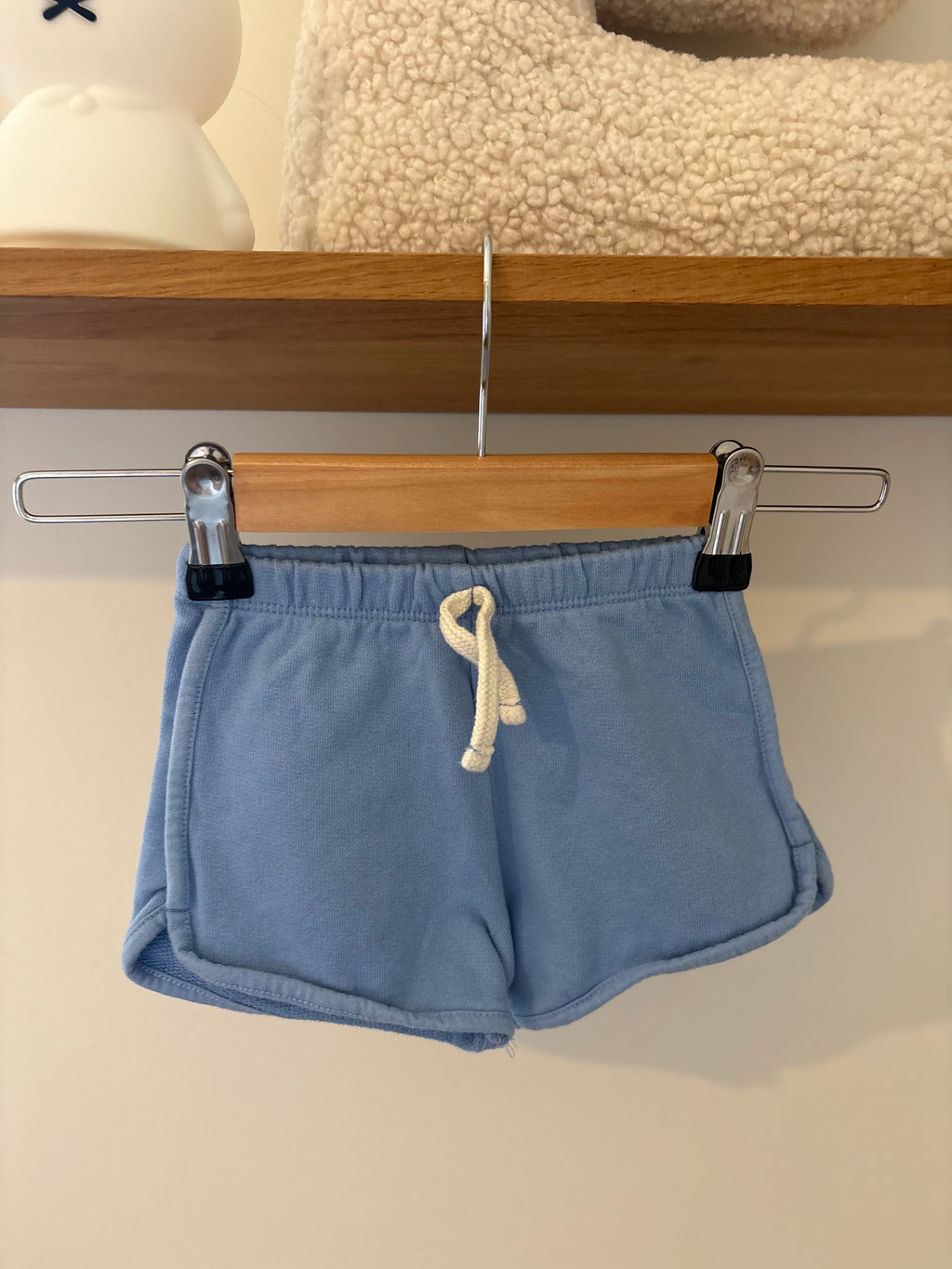Zara - blauwe short - 6M