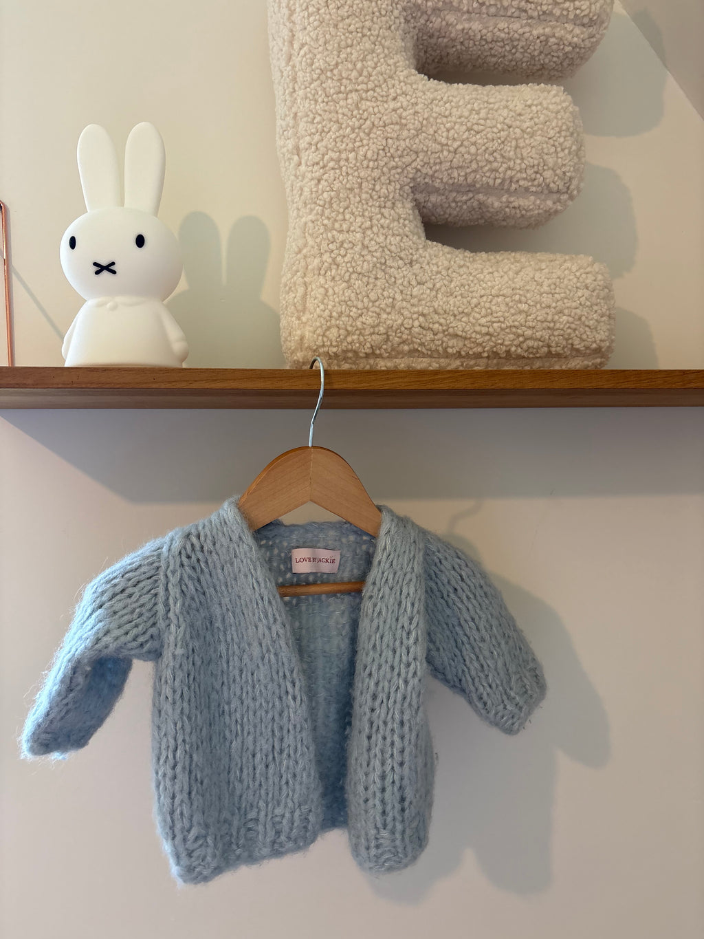 Love By Jackie - blauwe knit - 6M