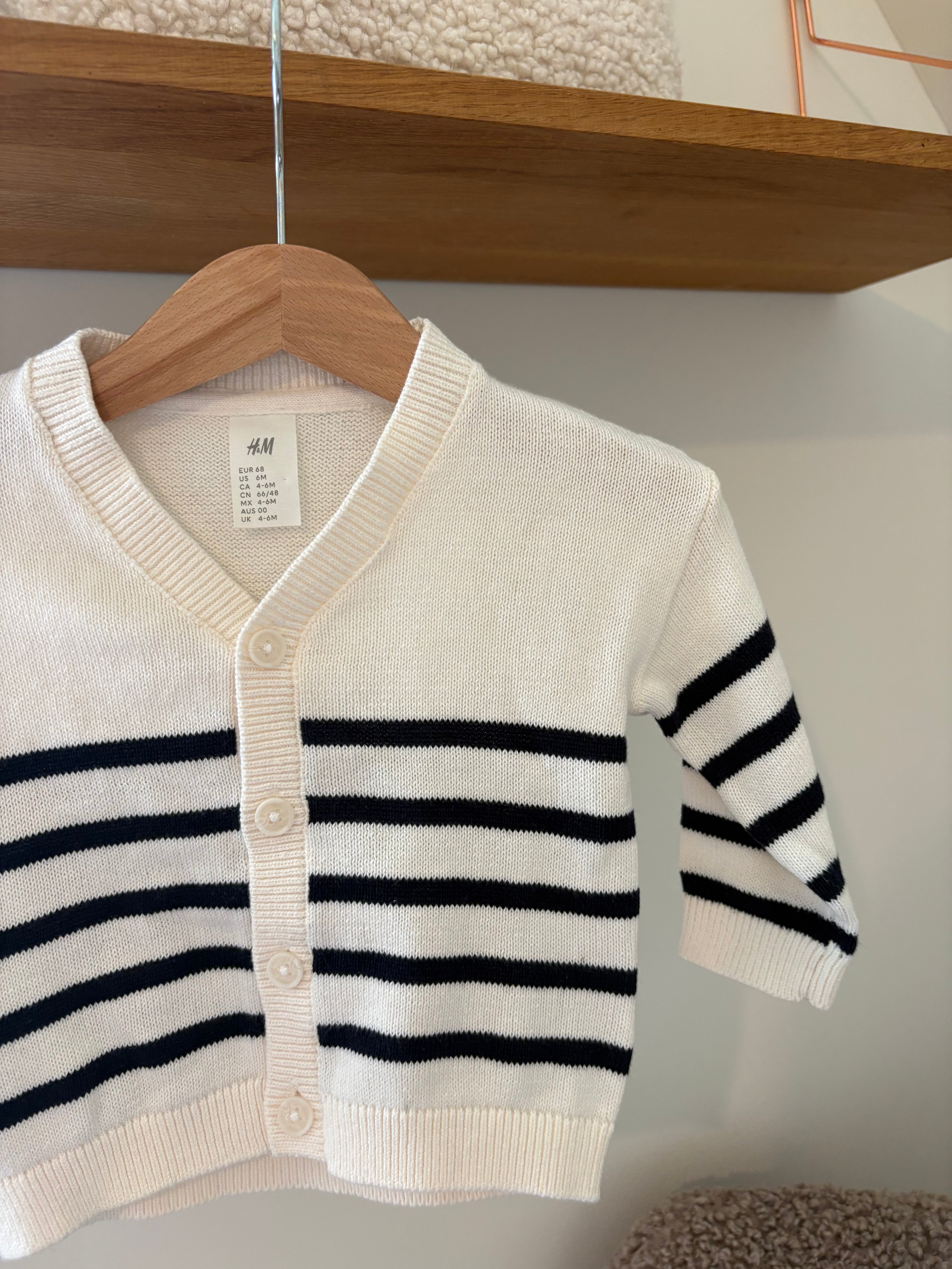 H&M - gestreepte trui met knopen - 68