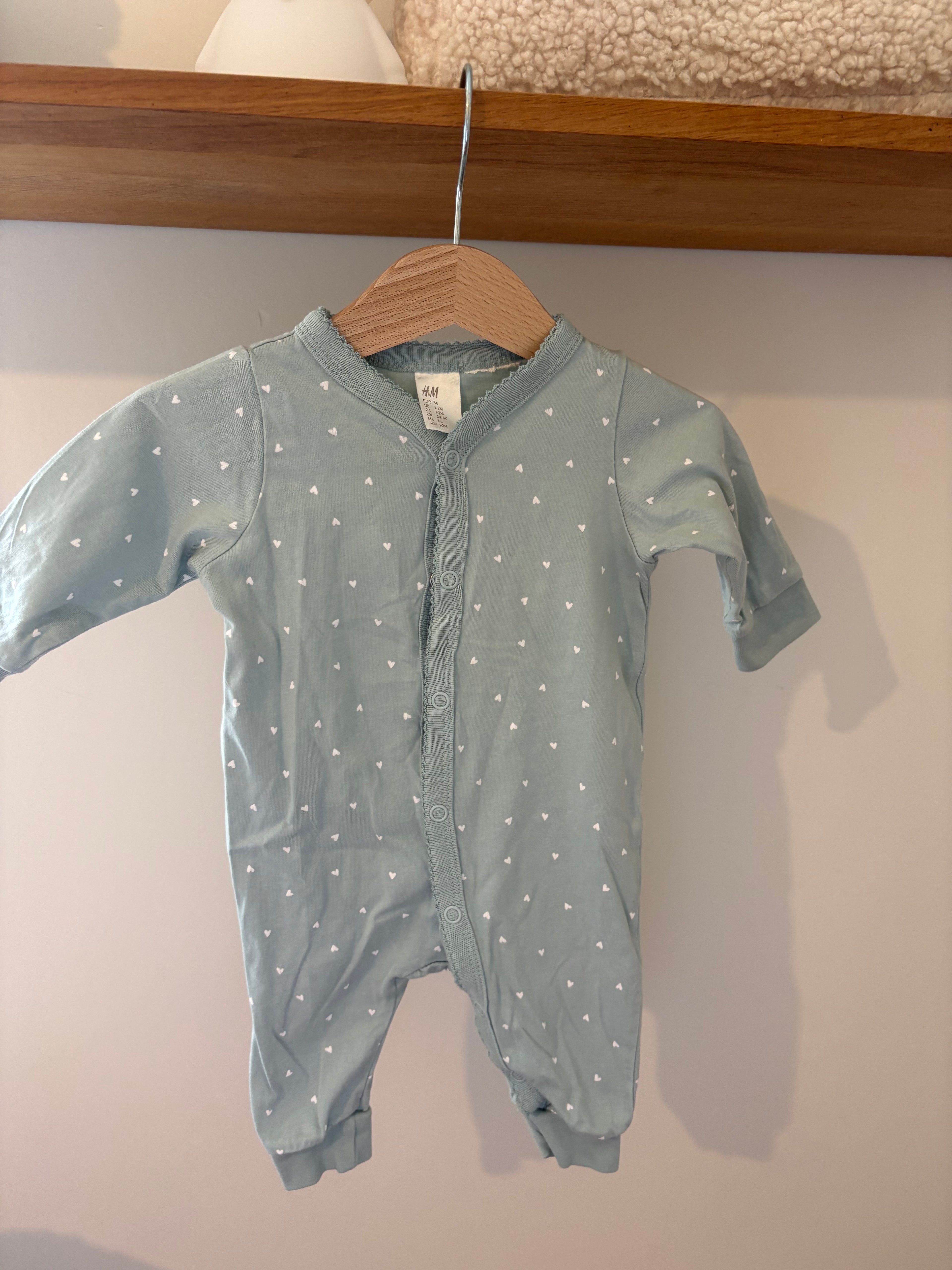 H&M -blauw boxpakje met hartjes - 56