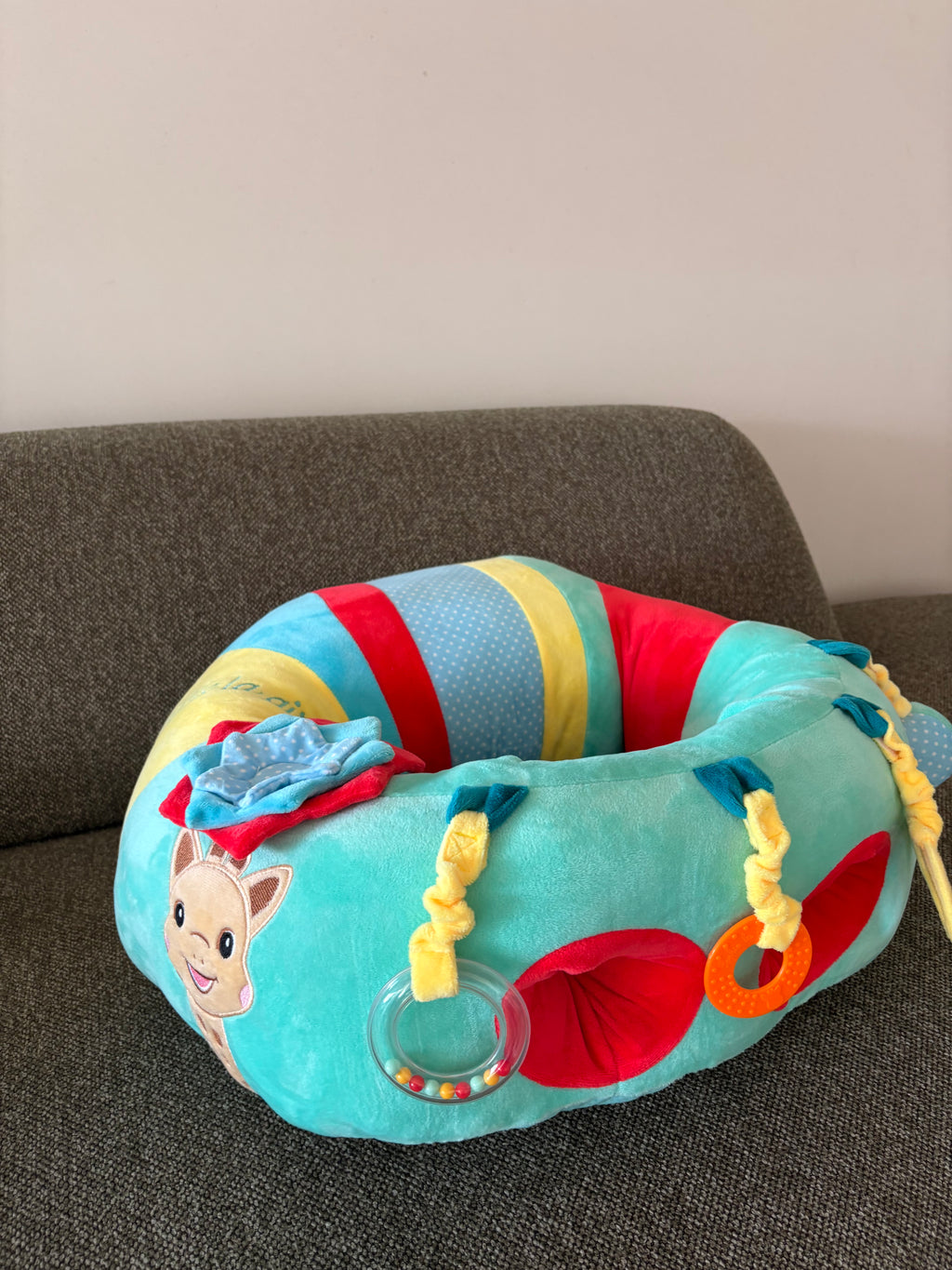 Sophie La Giraffe - Baby seat & play