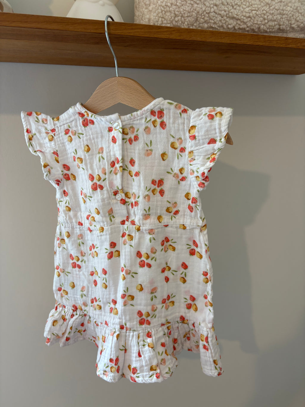JBC - jurkje met aardbeien print - 86