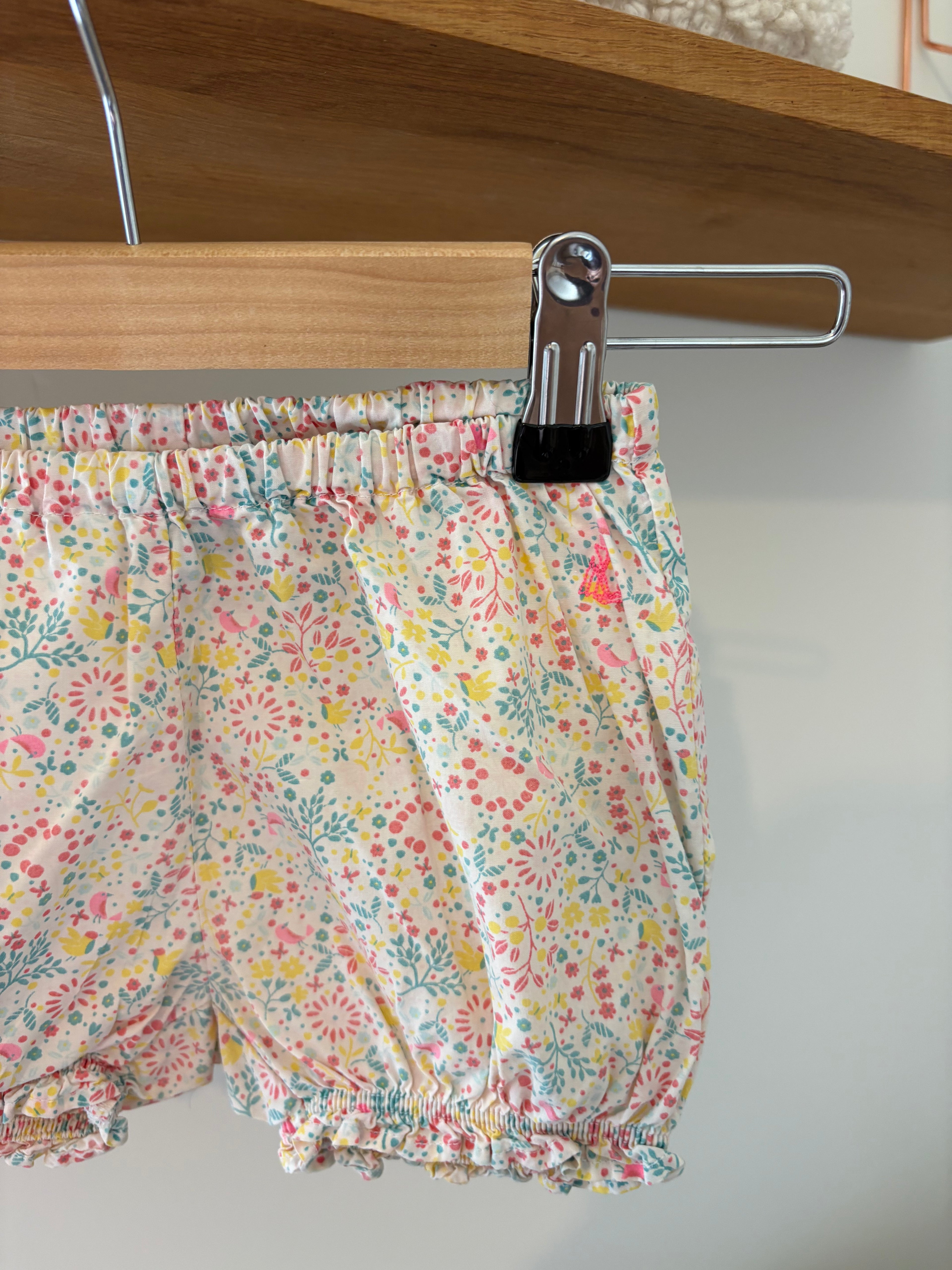 Petit Bateau - luchtig shortje - 74