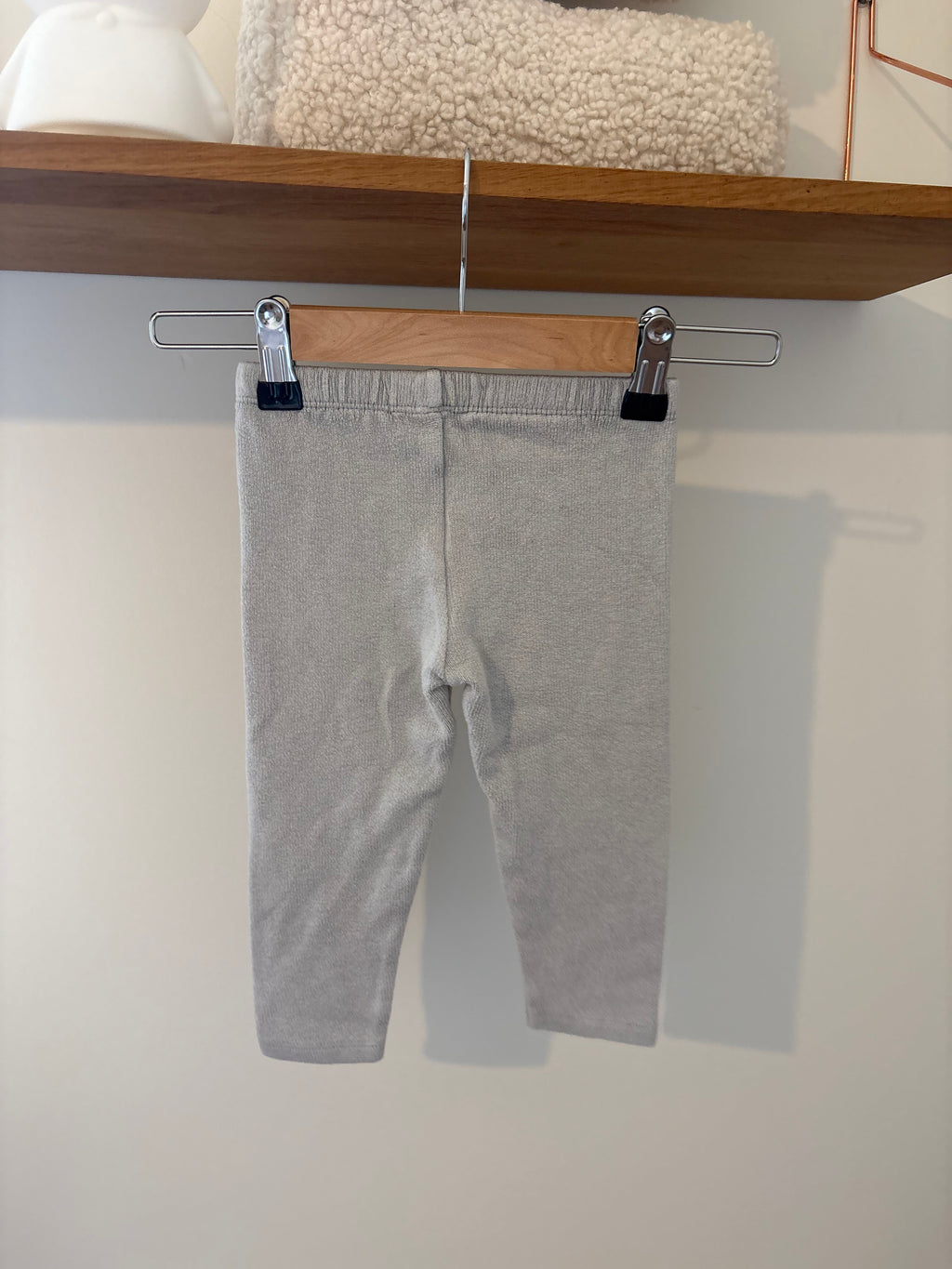 Zara - grijs broekje - 80