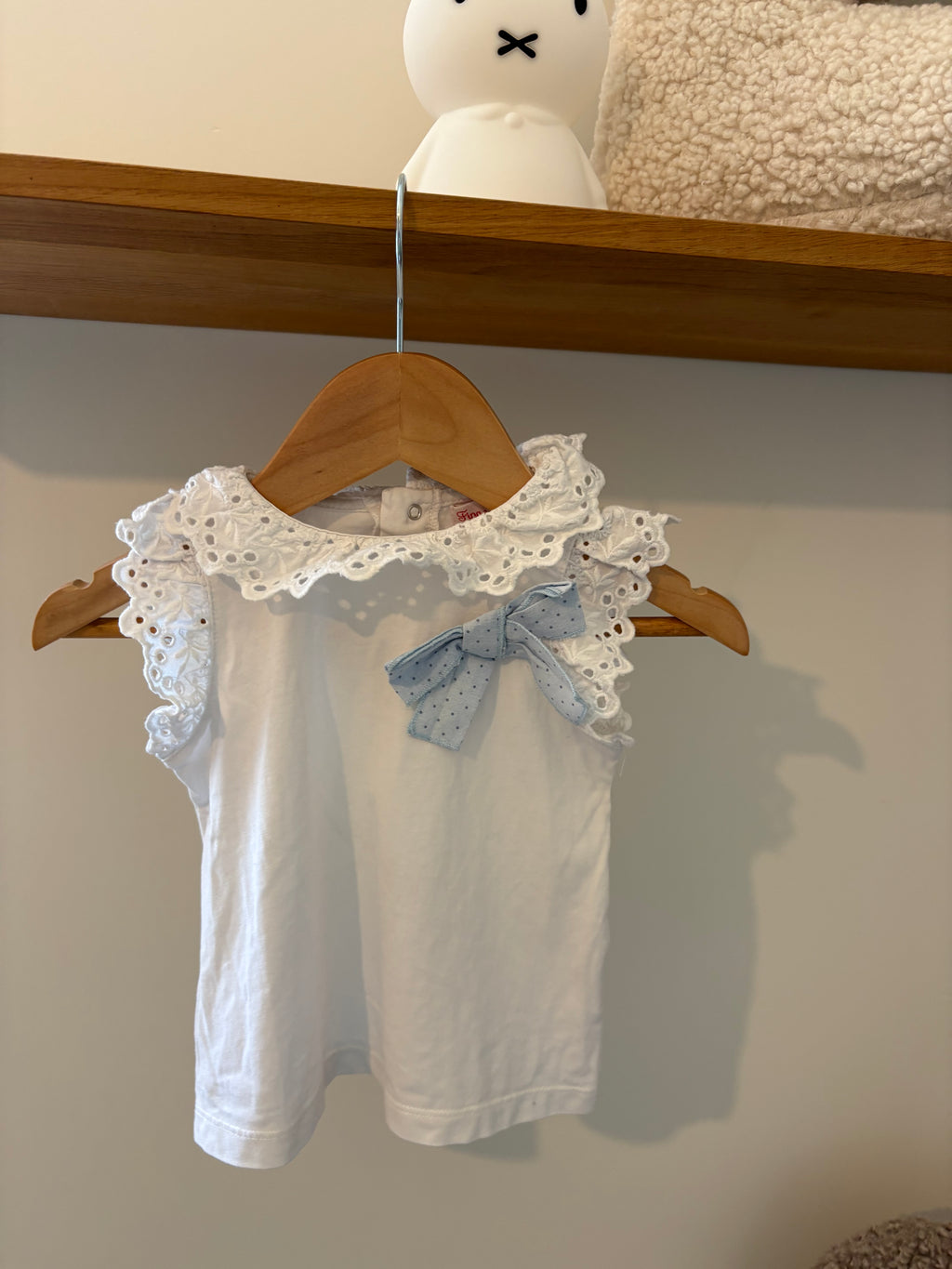 Fina Ejerique - topje met blauw strikje - 18M