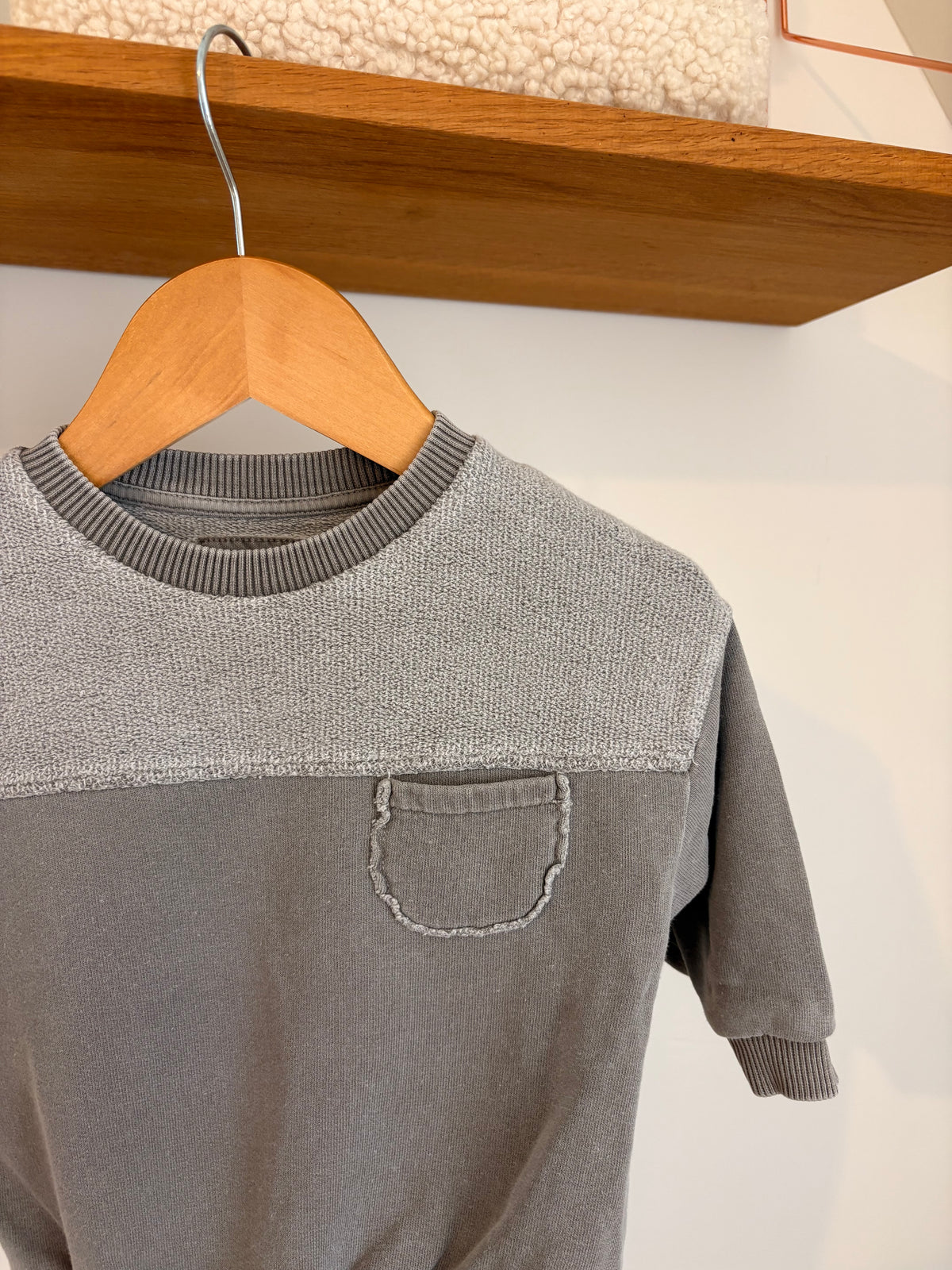 Play Up - grijze sweater - 12M