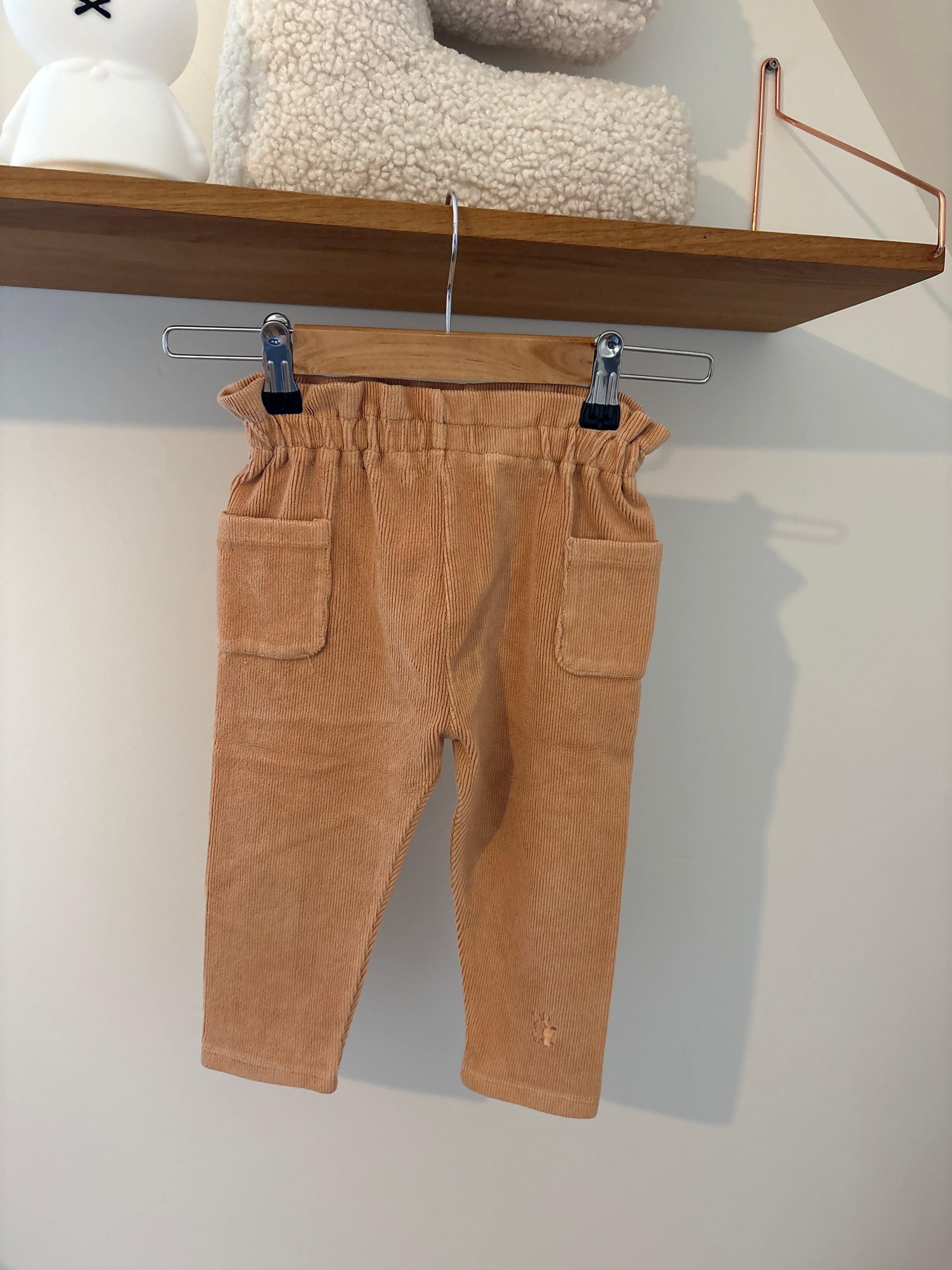 I Do - ribfluweel broekje - 2Y