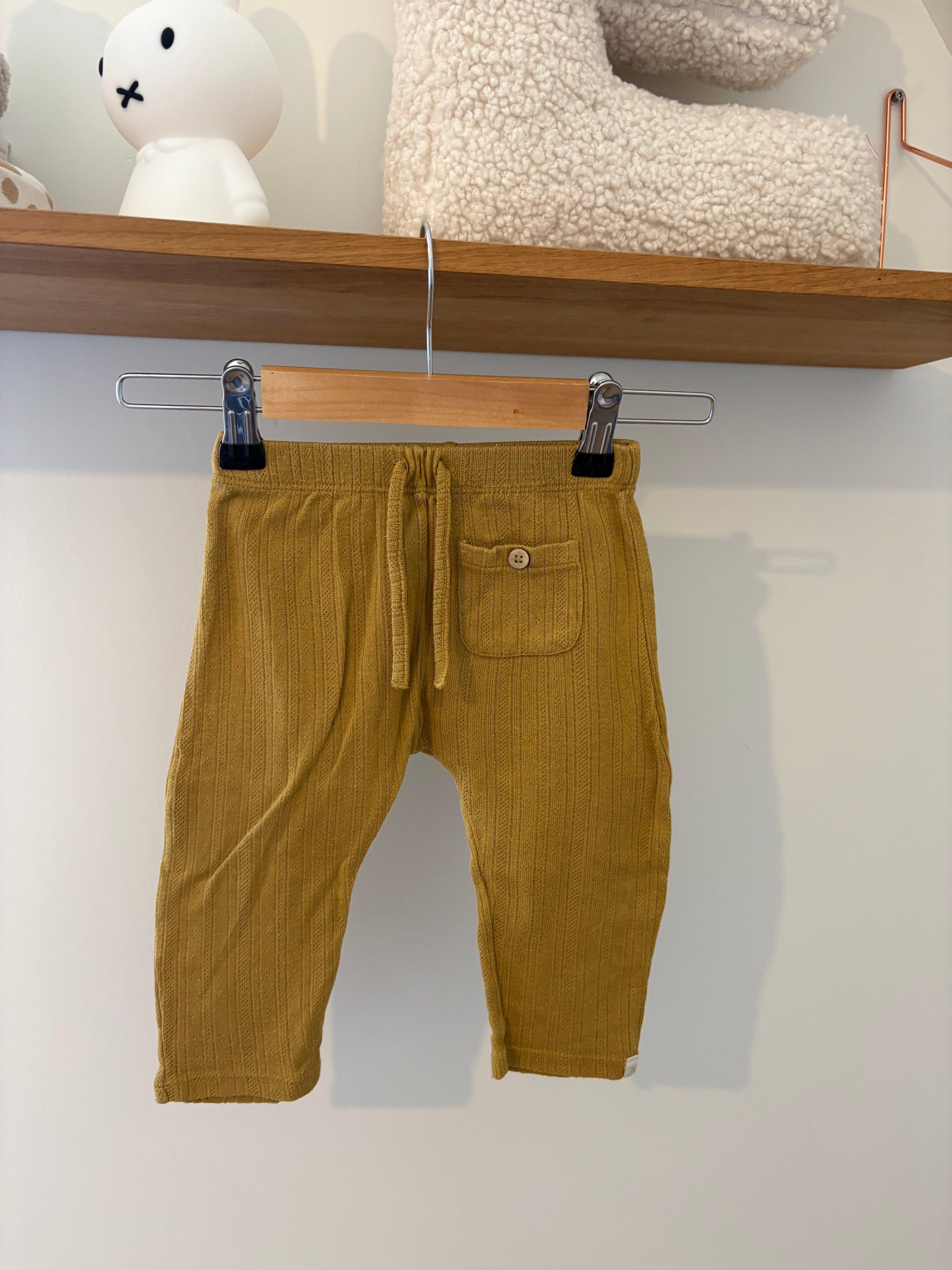 Lil Atelier - oker broekje - 80