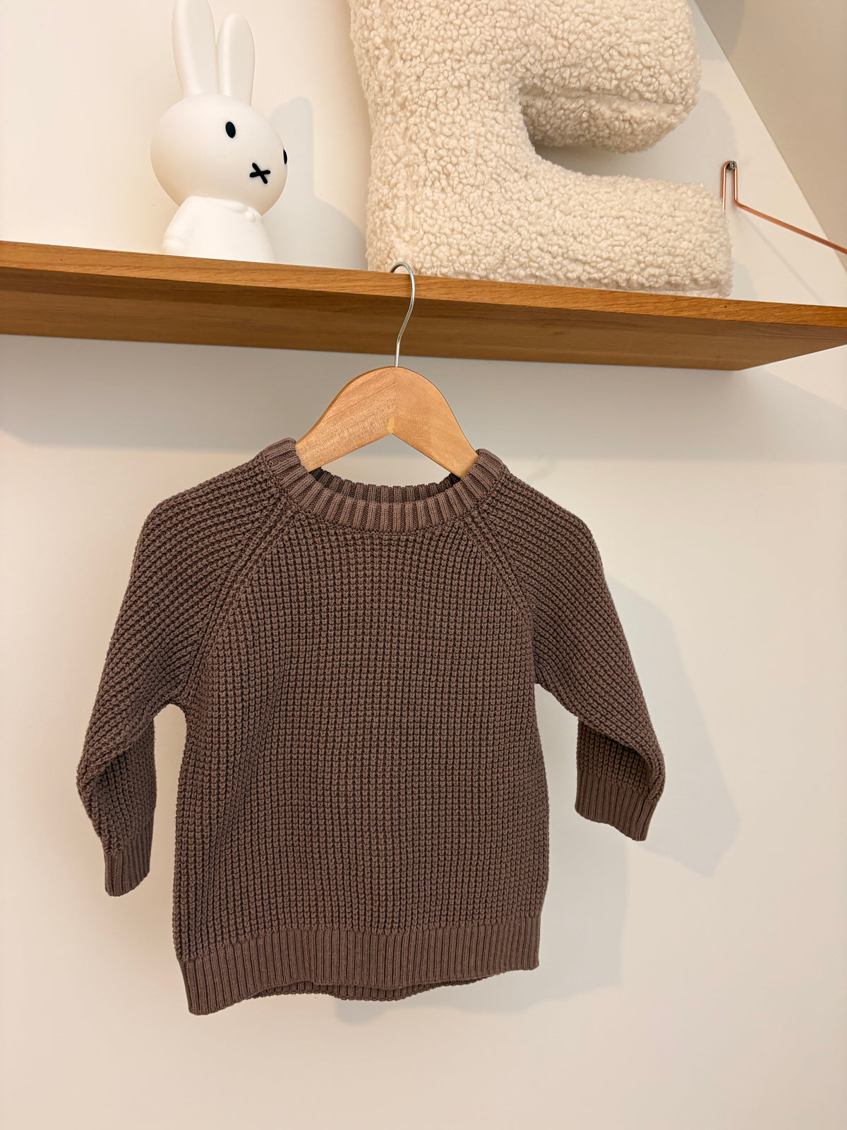 Next - bruine sweater - 80/86
