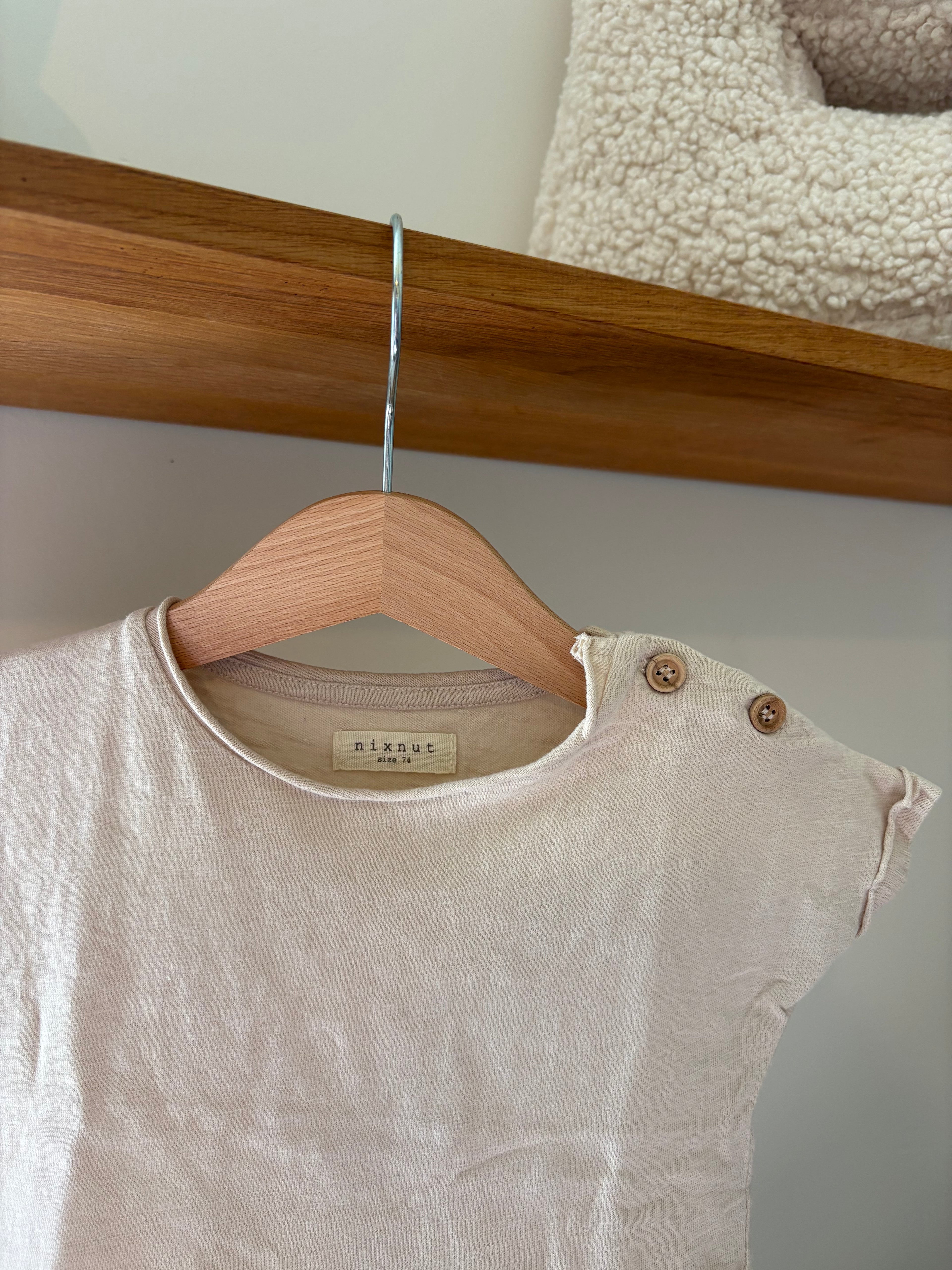 Nixnut - tshirt - 74