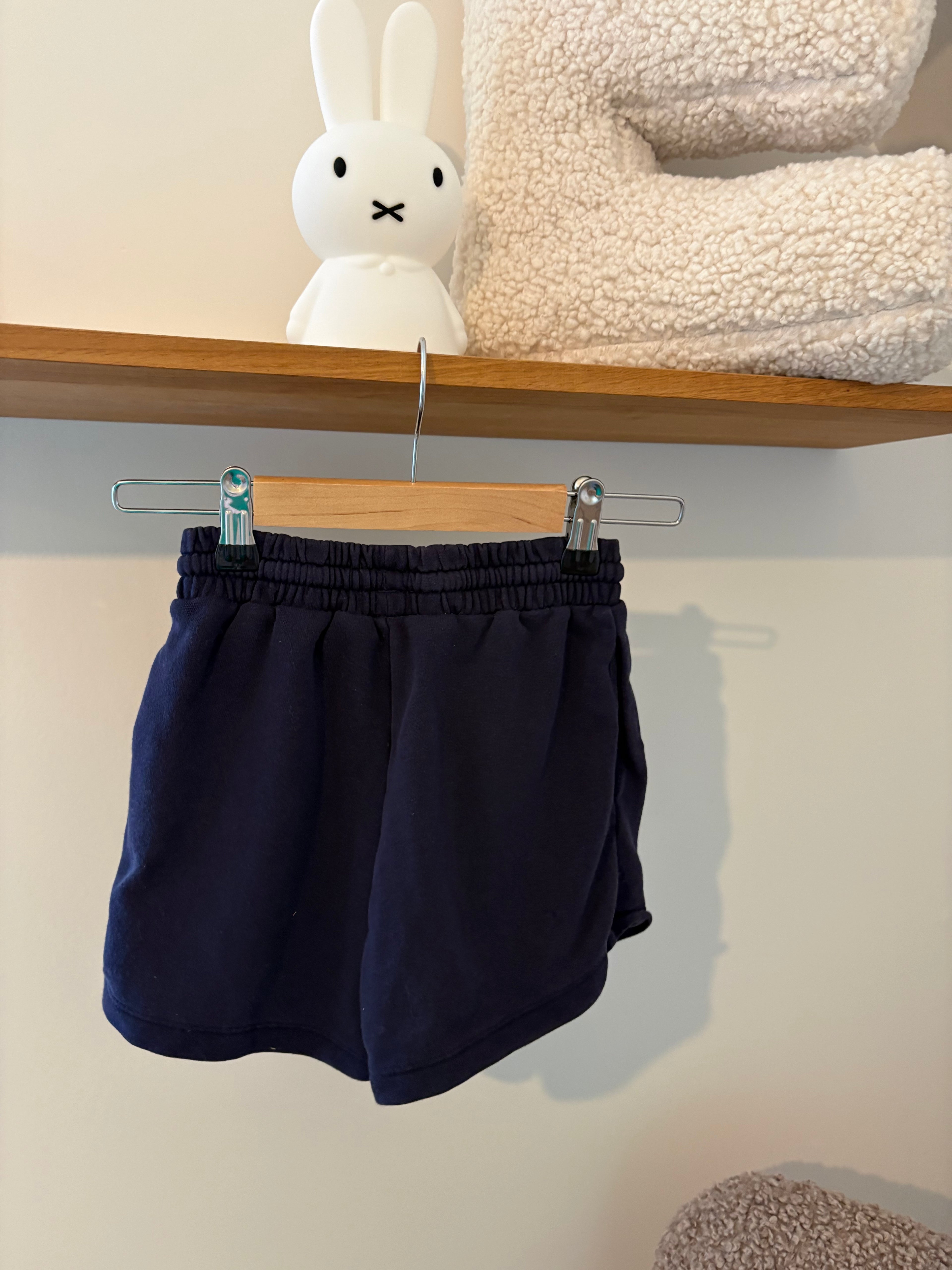H&M - blauwe short - 7Y